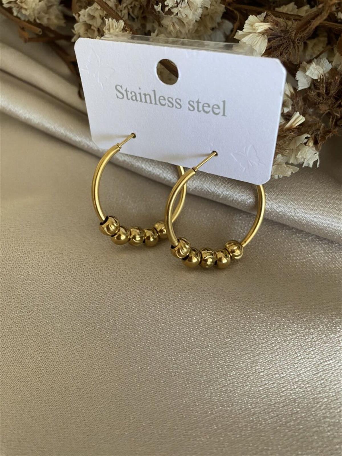 Dorikalı halka model küpe