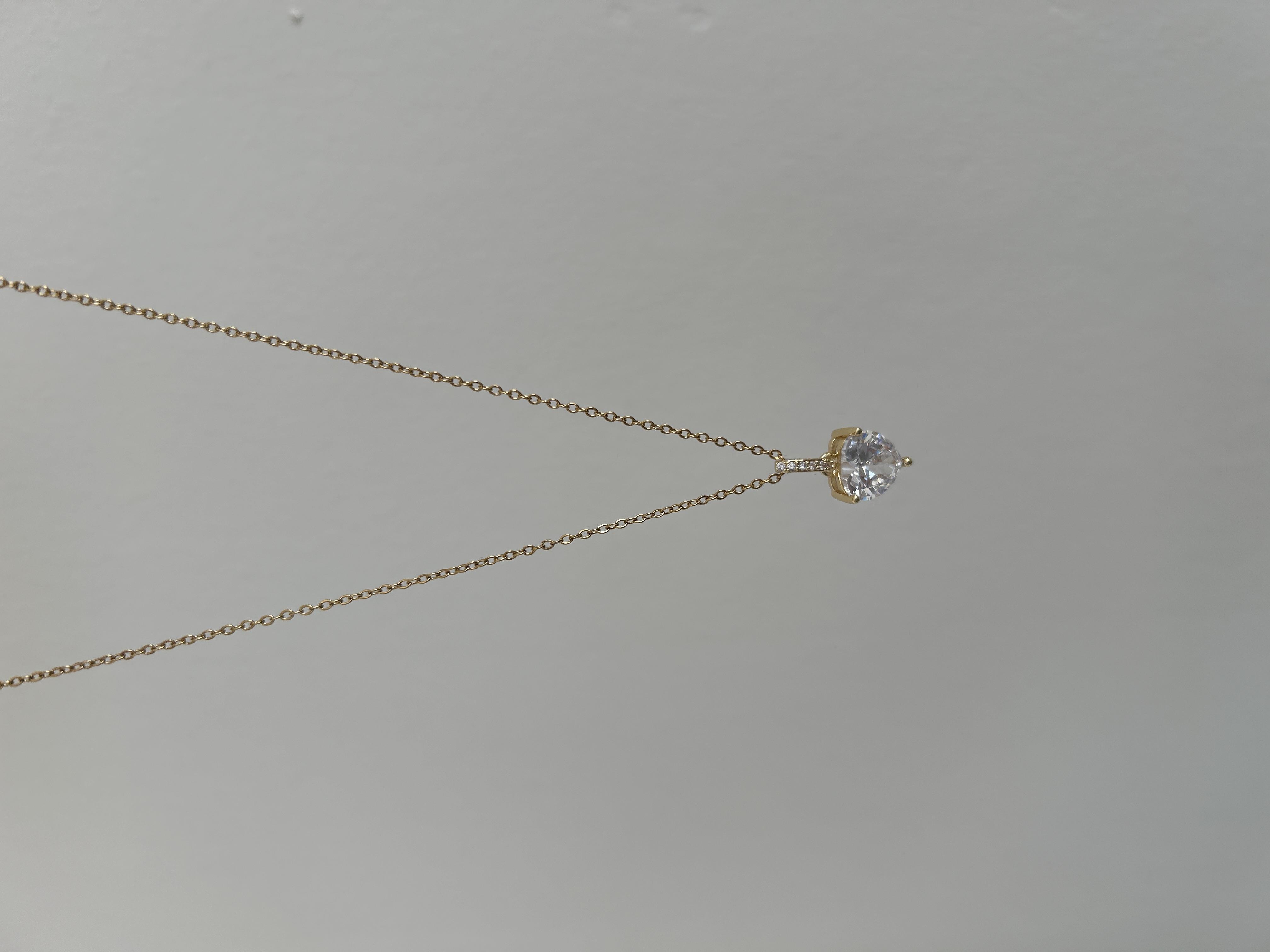 Kalp tek taş model kolye 