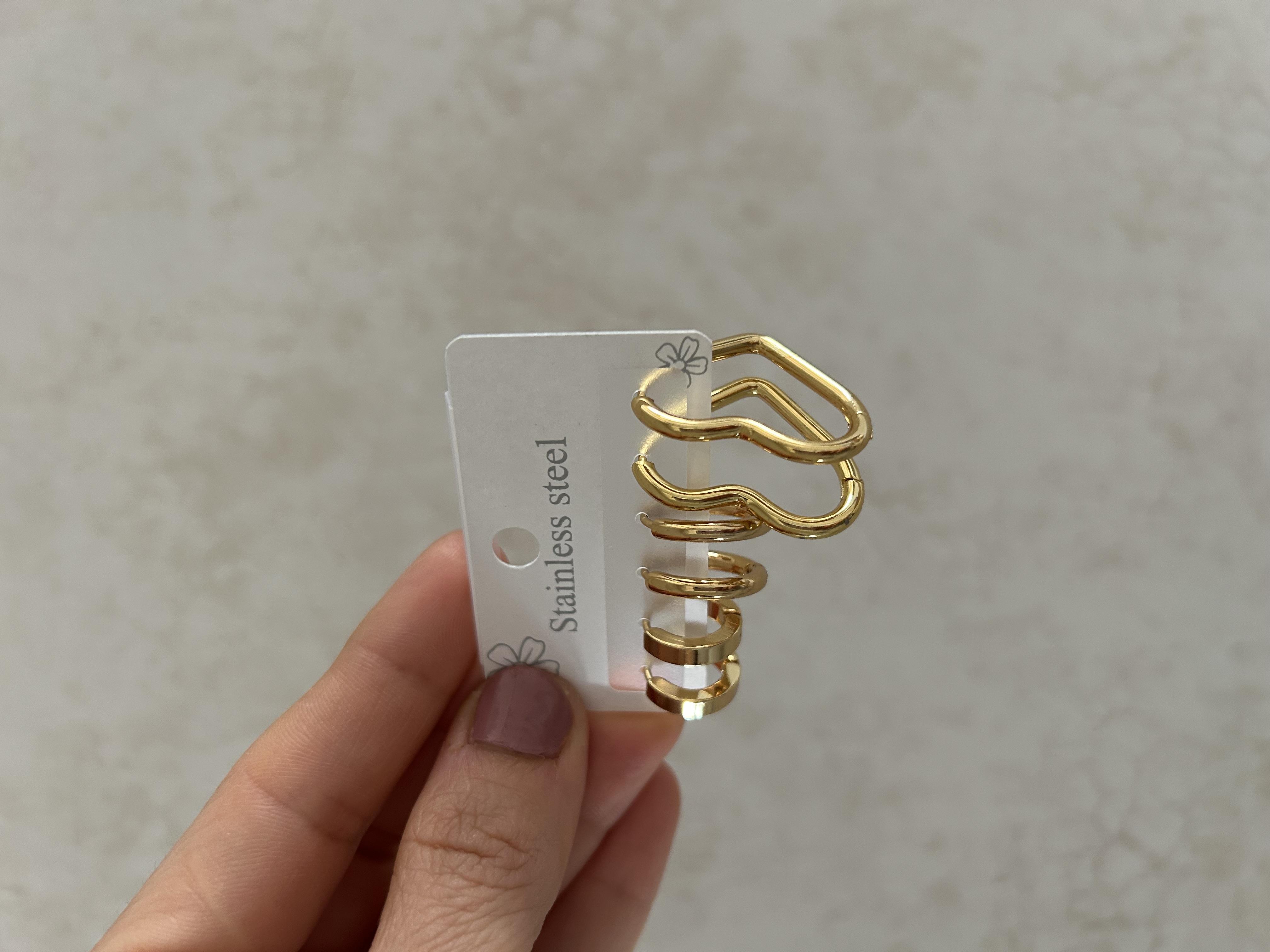 Kalpli çoklu set küpe 