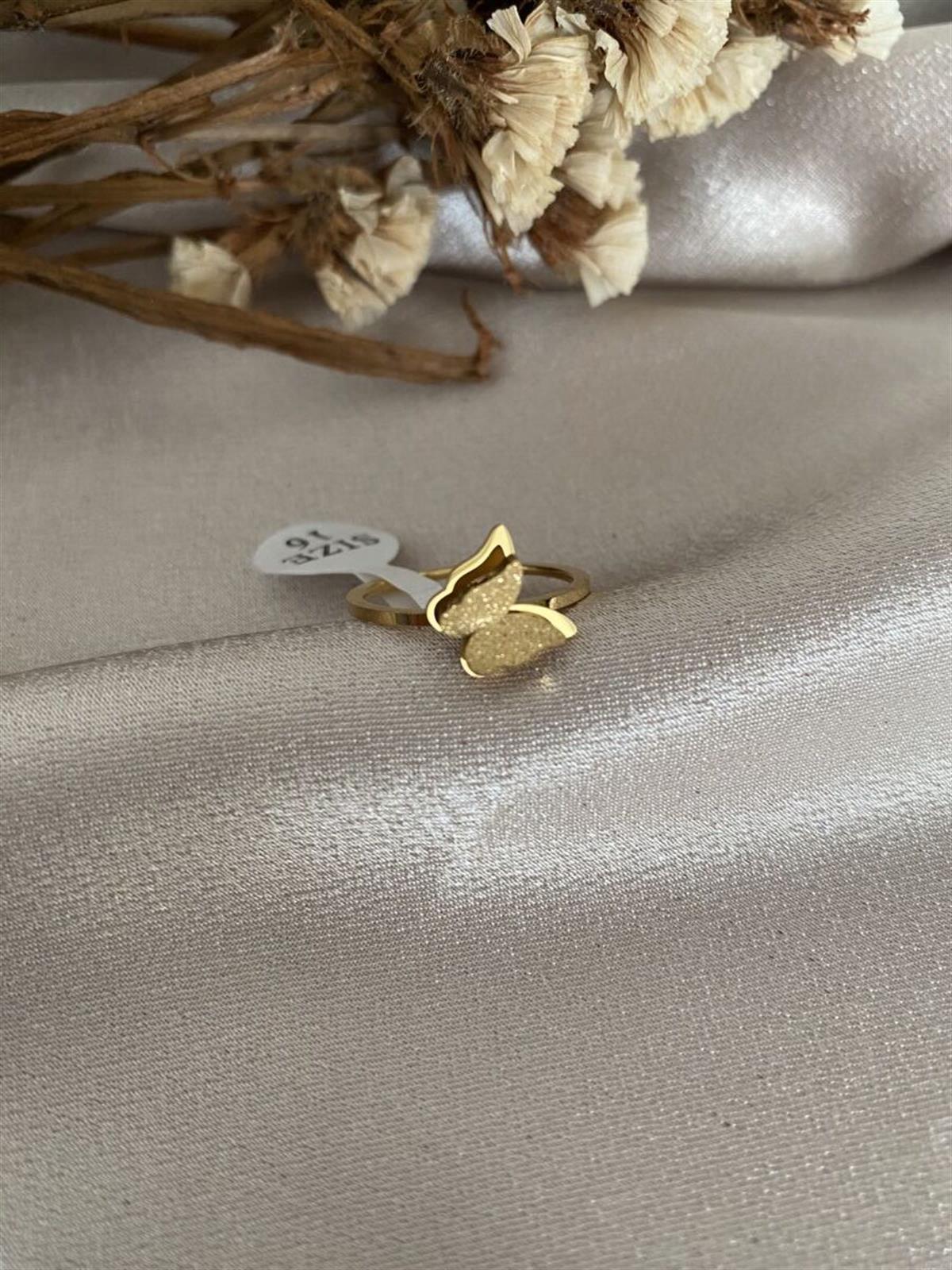 Kelebek model yüzük