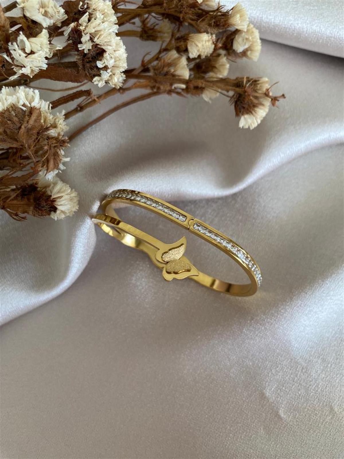 Kelebekli taşlı model kelepçe