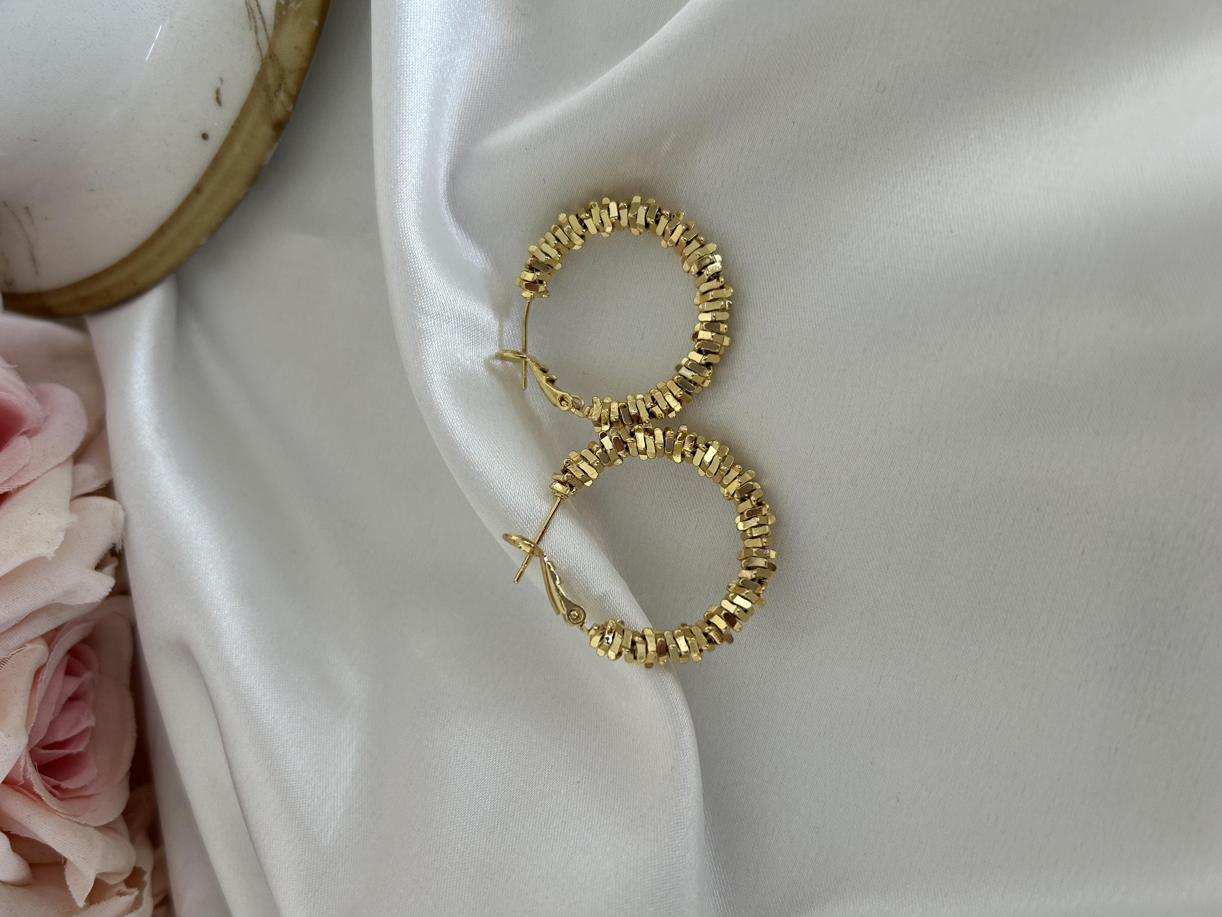 Kuyumcu tasarım küpe 