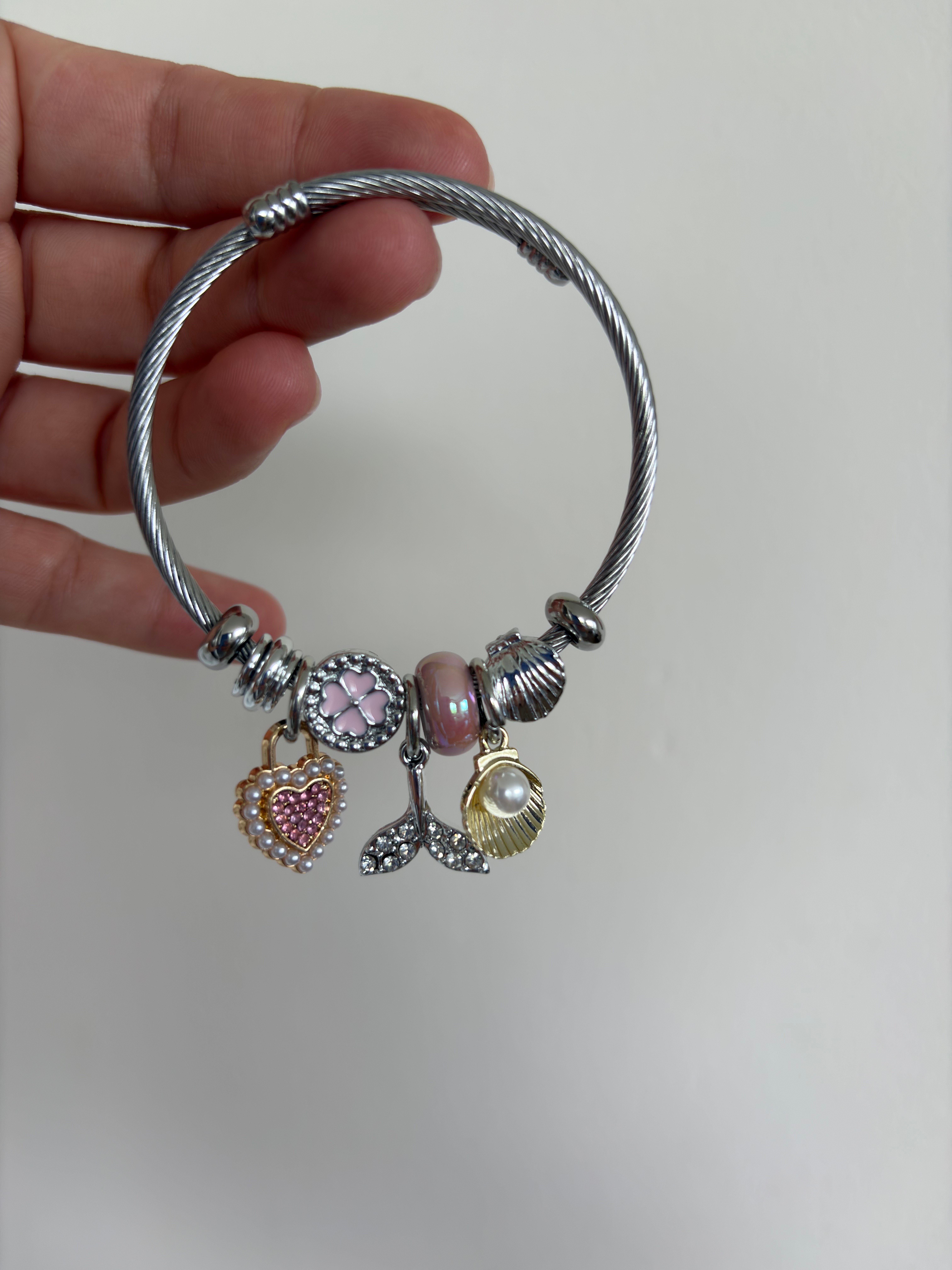 Pembe taşlı incili Çelik Pandora
