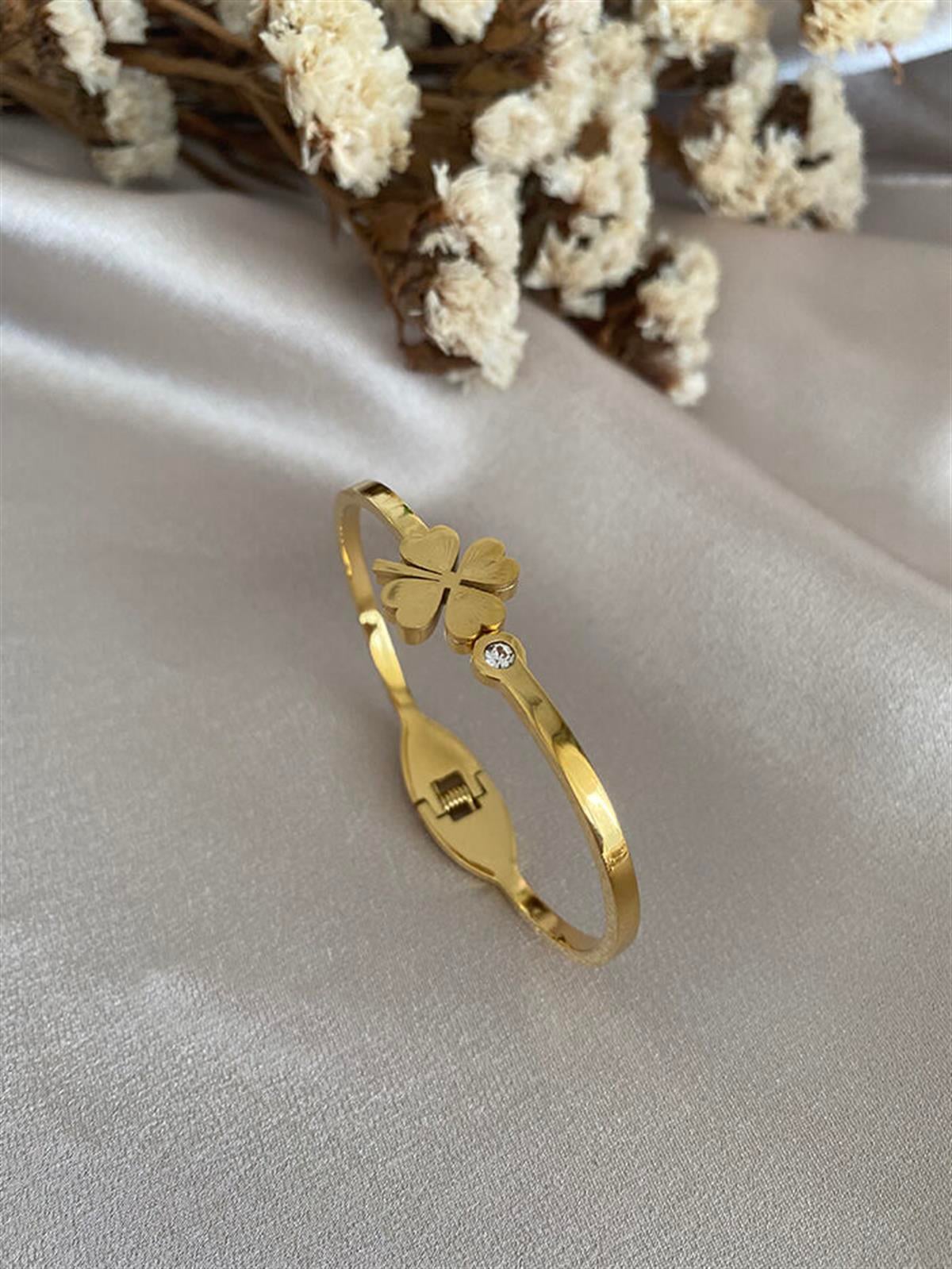 Tek Taşlı Yonca Kelepçe