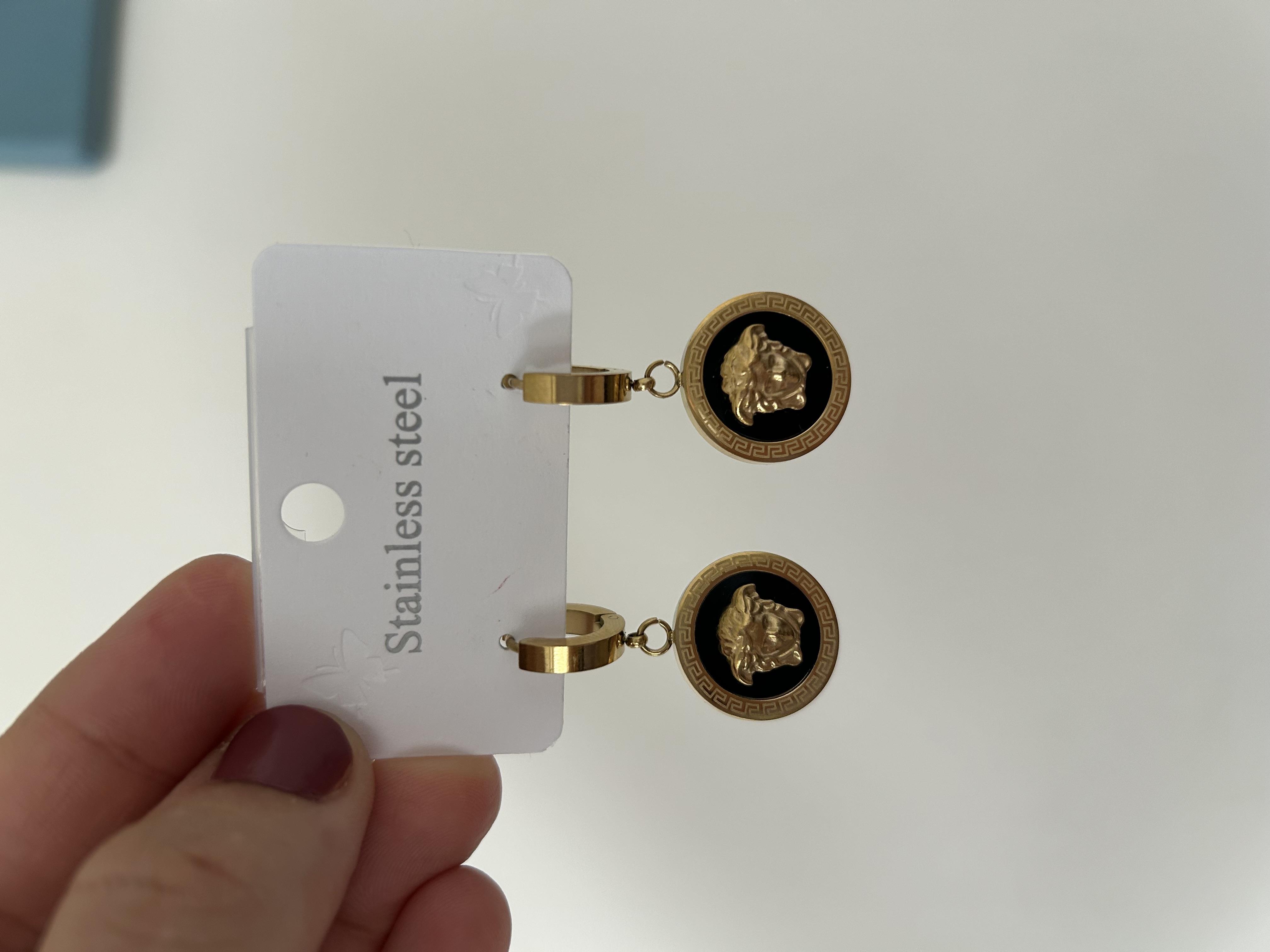 Versage siyah çelik küpe(büyük)