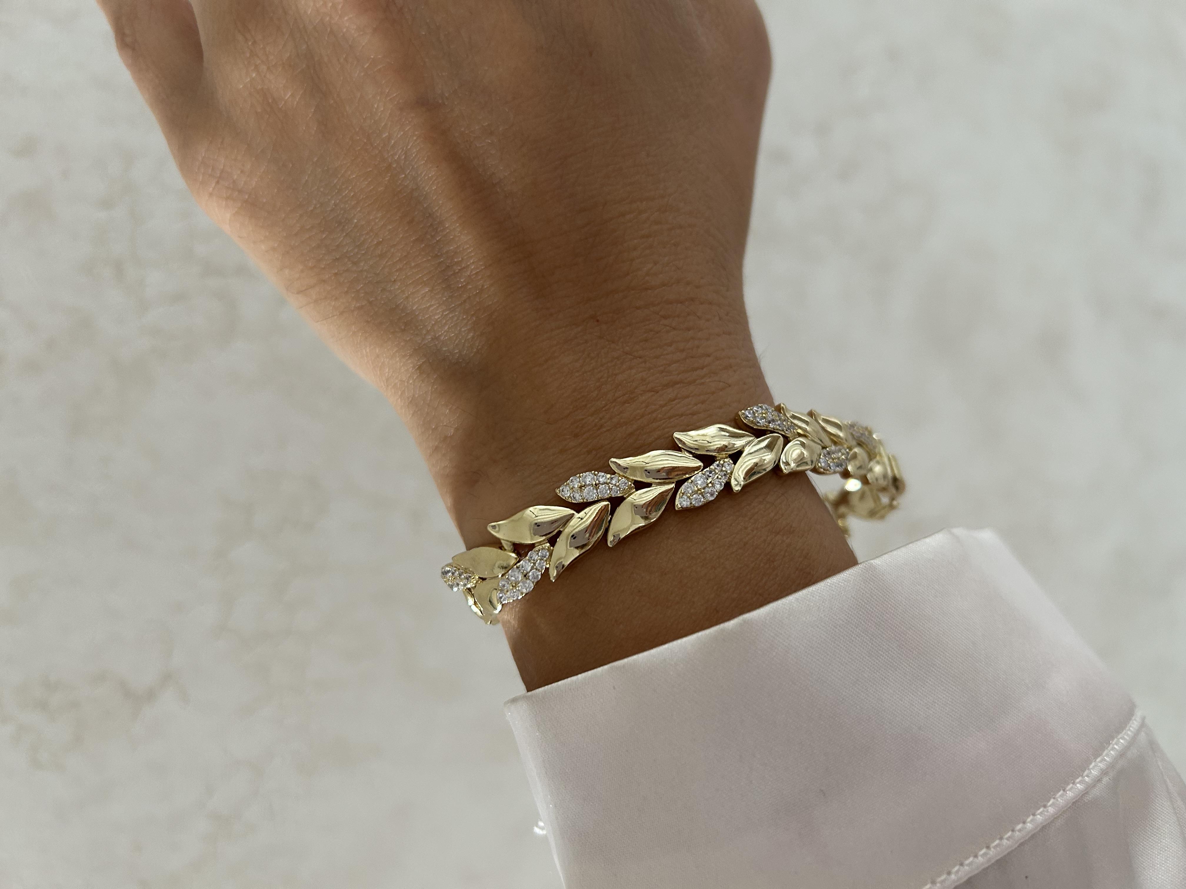 Yaprak model 14k özel seri künye 