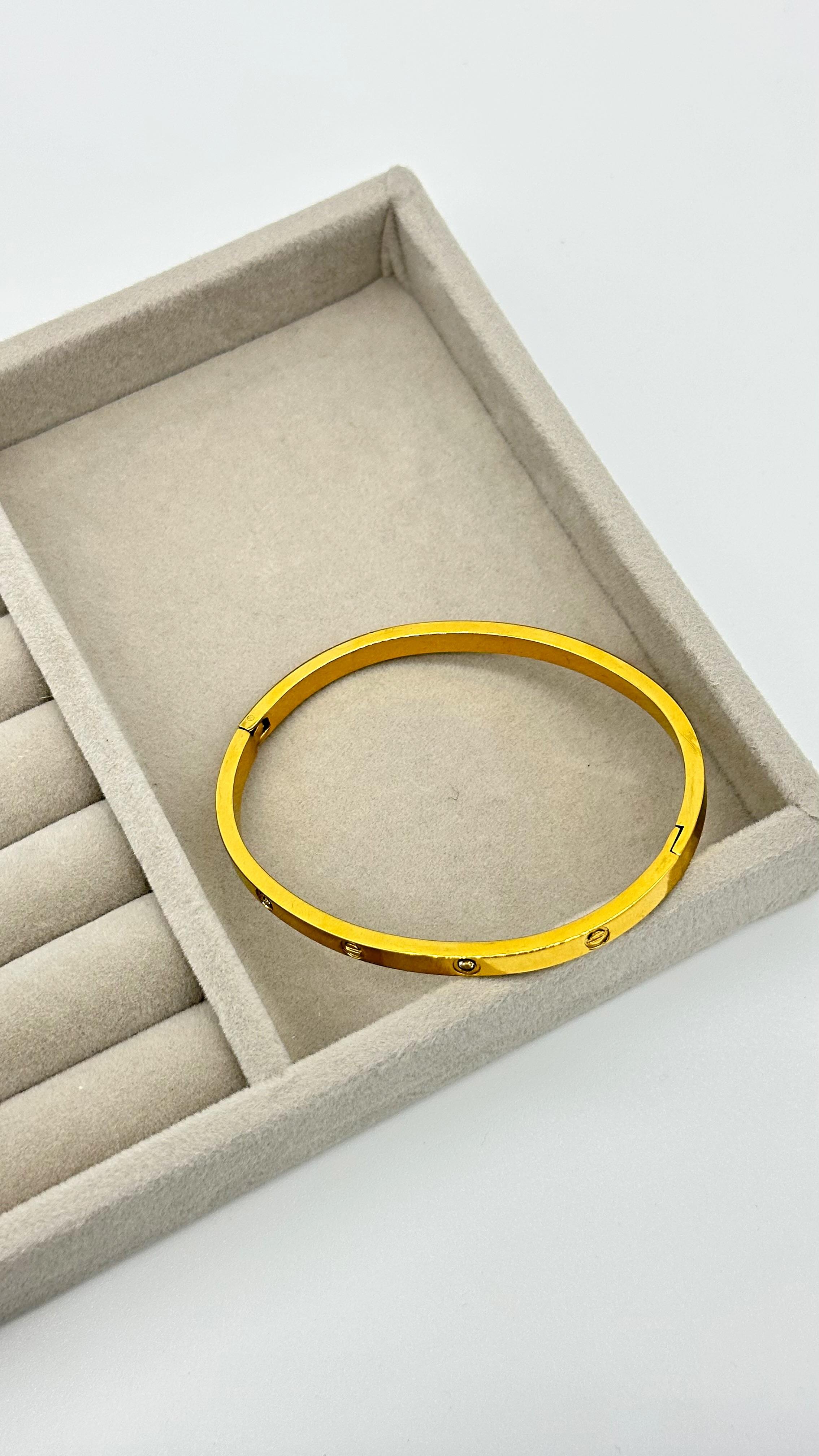 Cartier Kelepçe İnce Taşlı Orta Boy