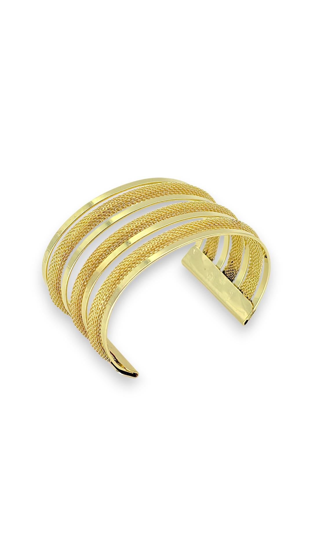 File Plaka Detay Kelepçe