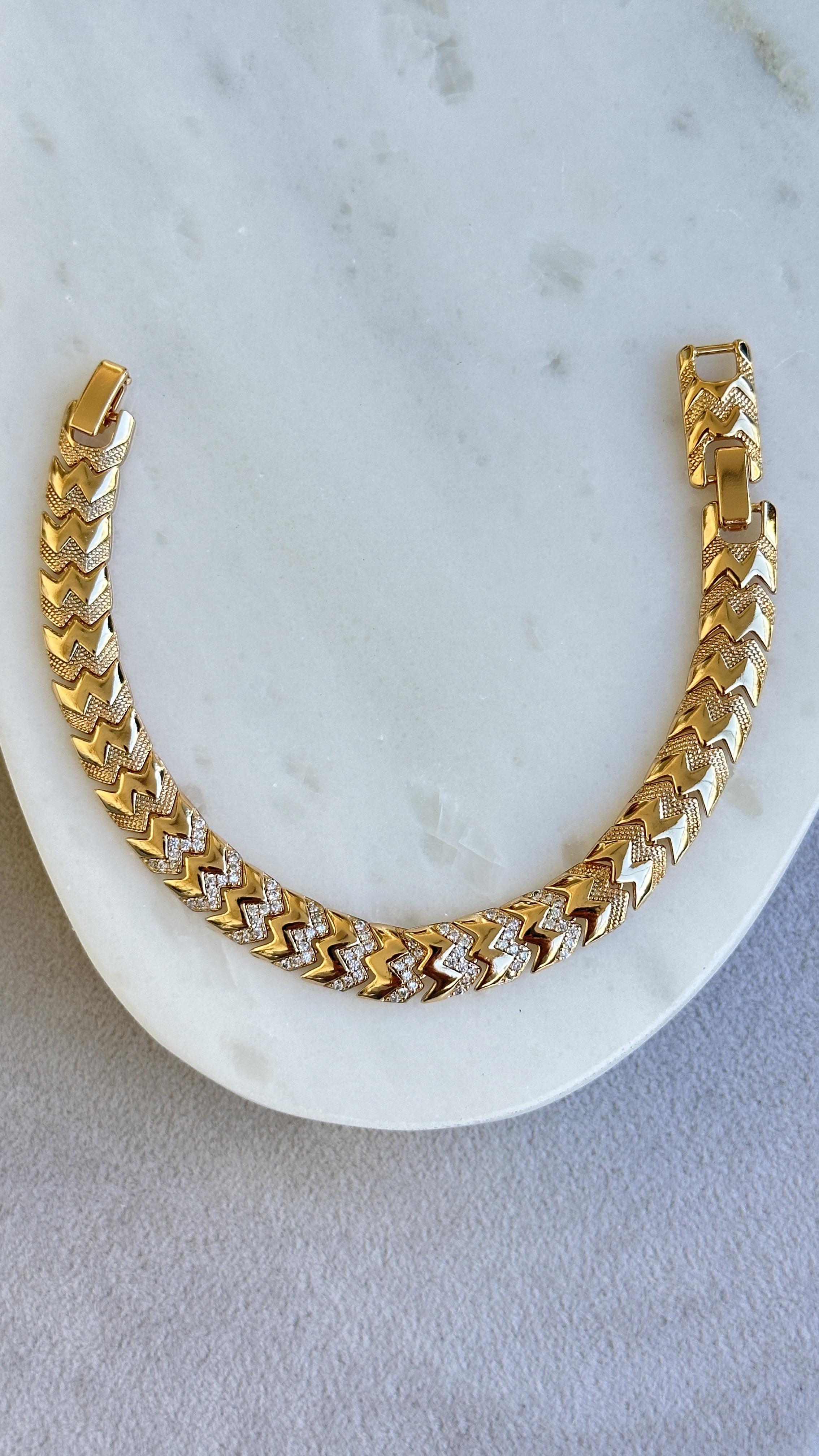 W Plaka Taşlı Bileklik 19 cm