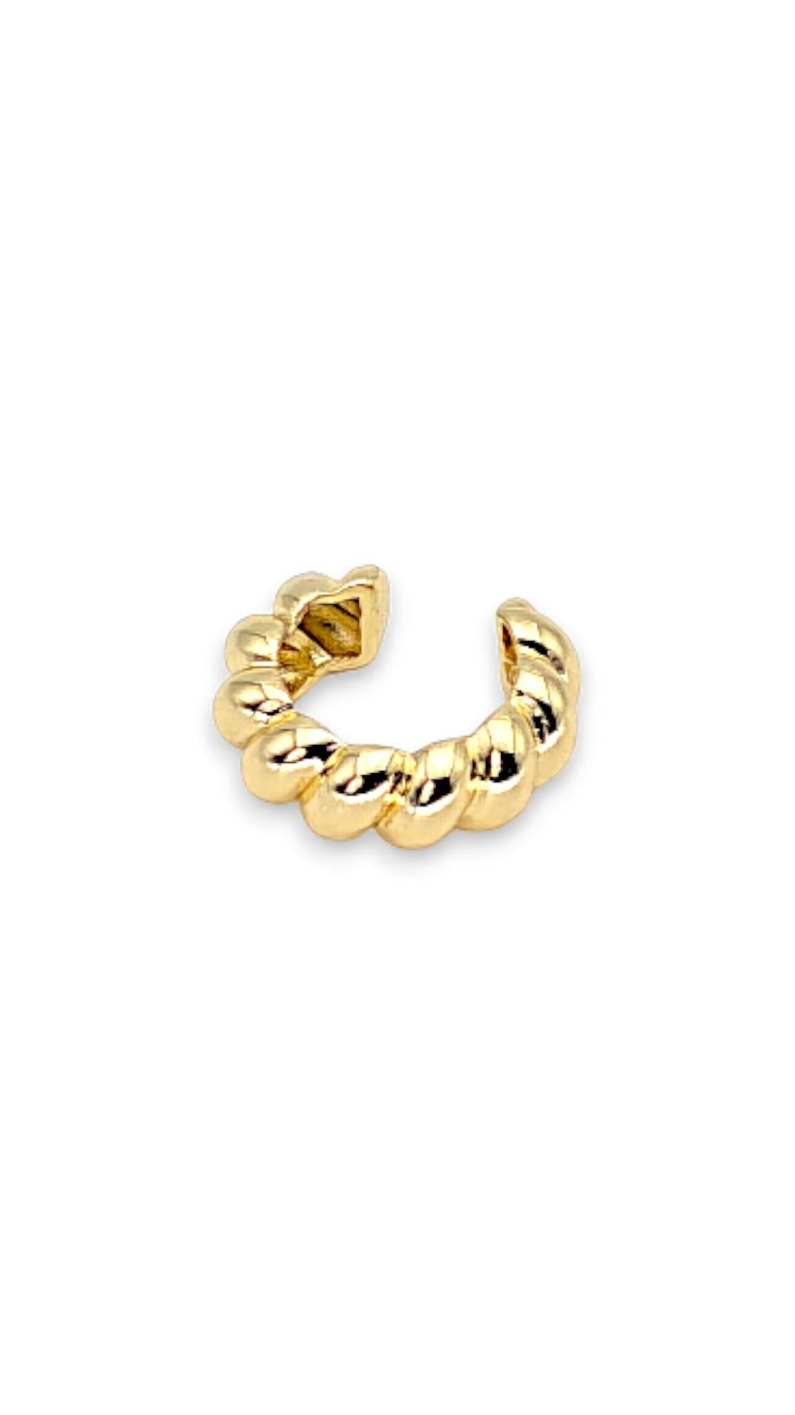 Burma 14K Gold Earcuff
