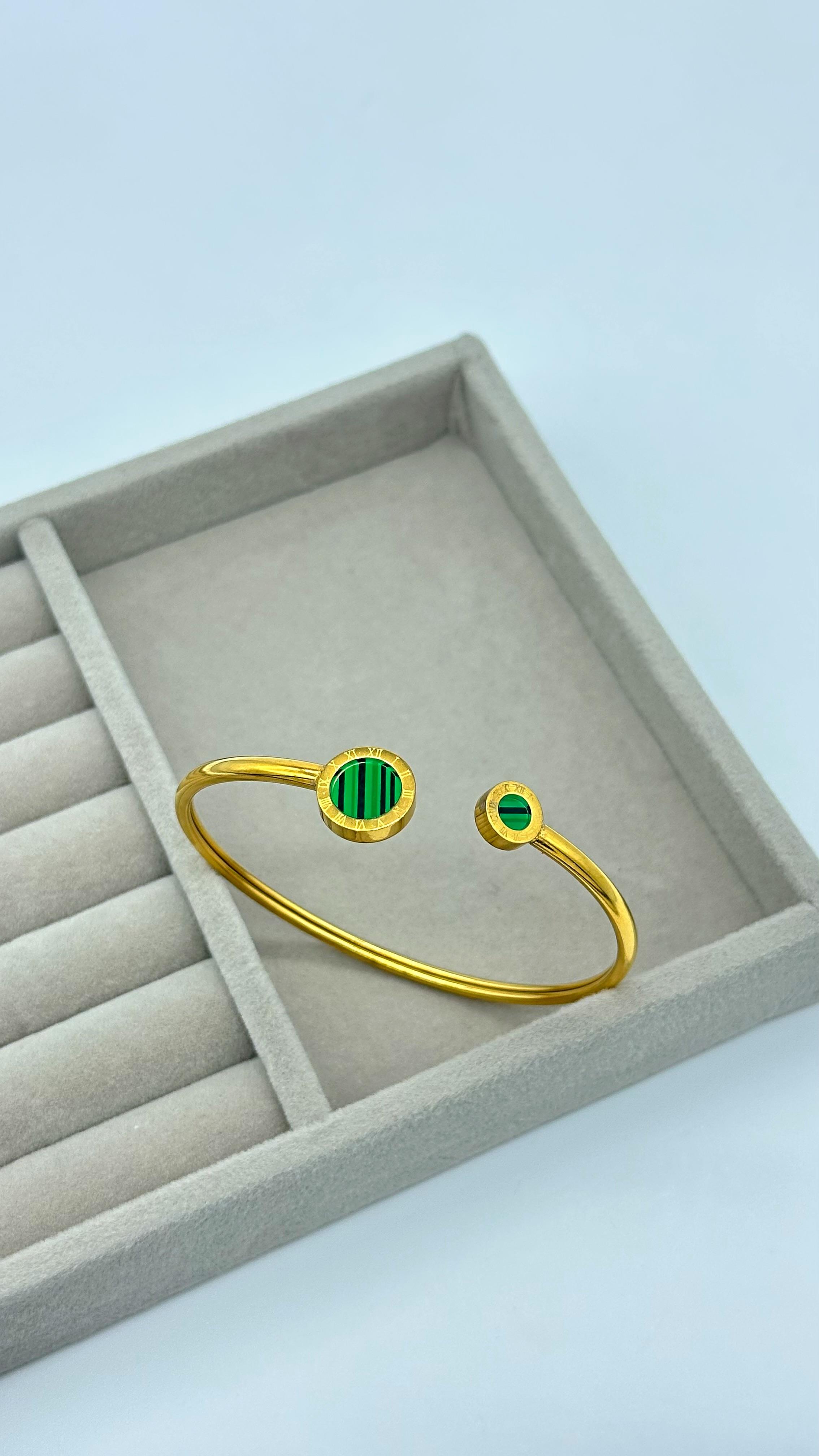 Cartier Yeşil Mineli Kelepçe