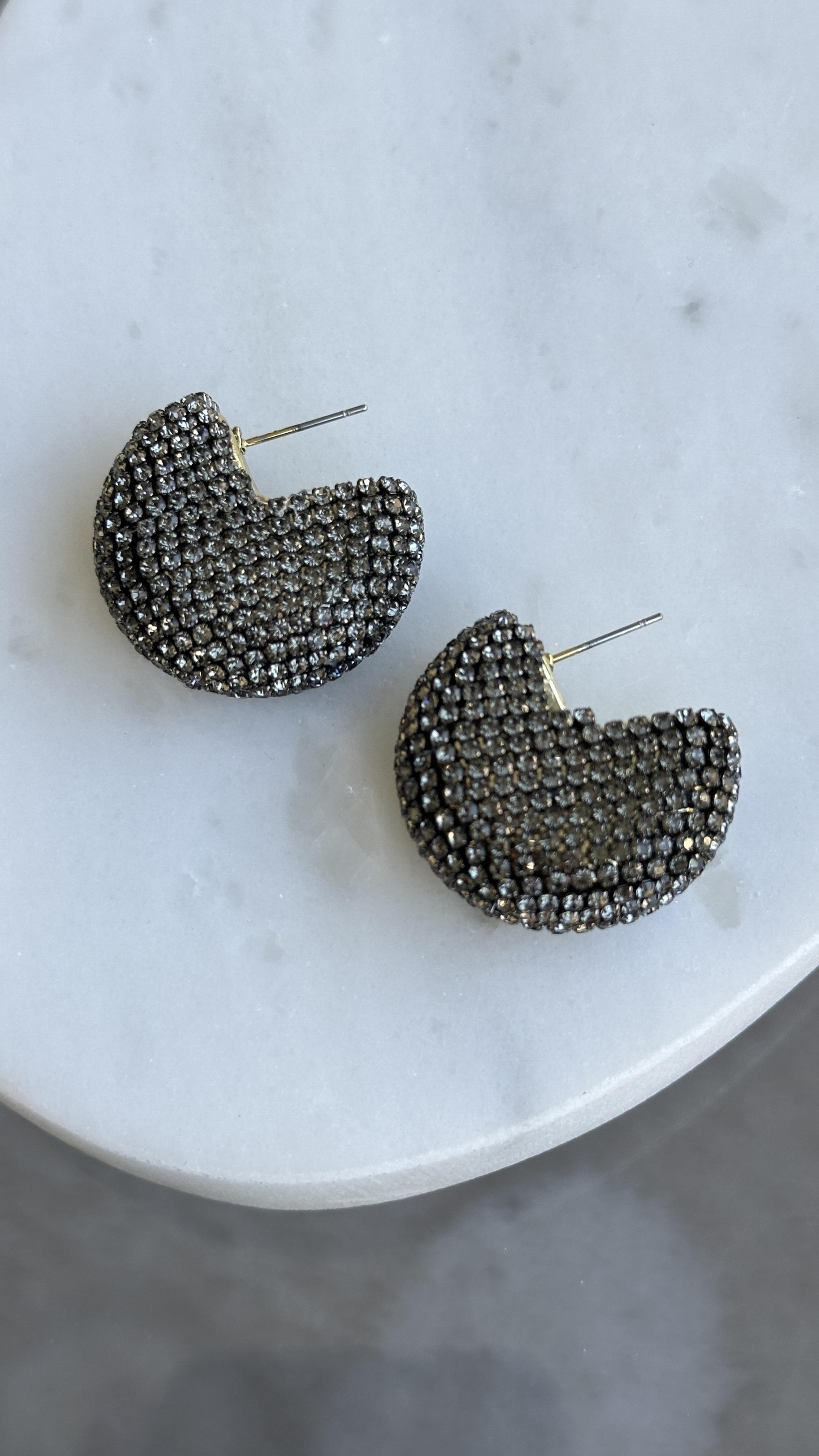 Füme Taşlı Küpe 3cm