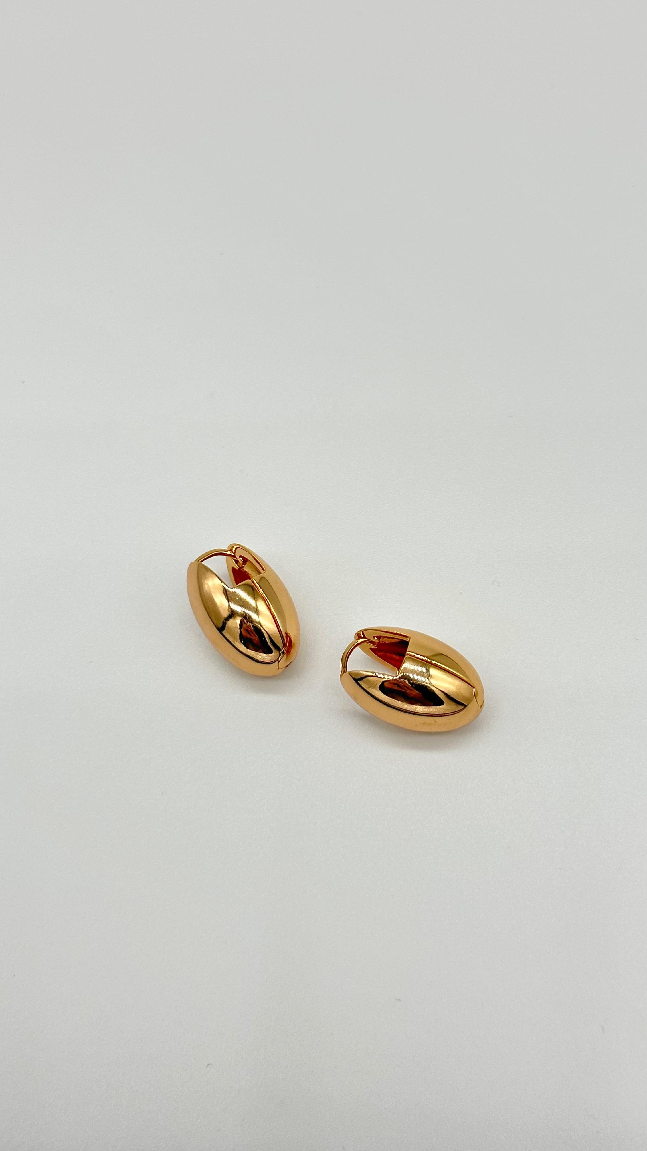 Oval Bombe Top Küpe 