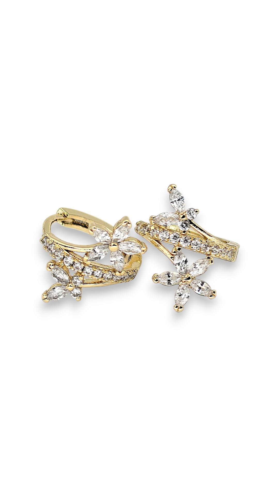 Taşlı Çiçek Kelebek Halka Çocuk Küpe 14K 1cm