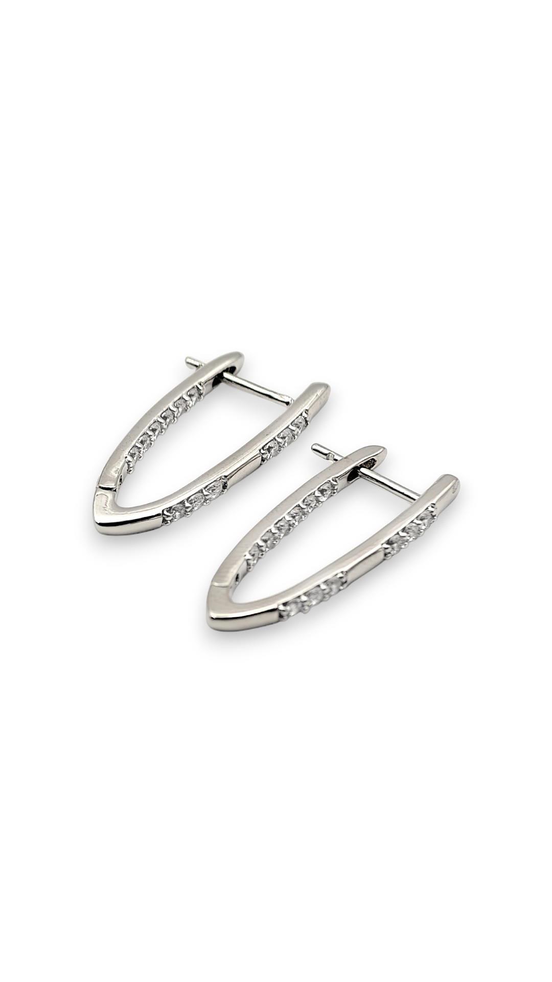 Taşlı Oval Küpe Silver 3cm