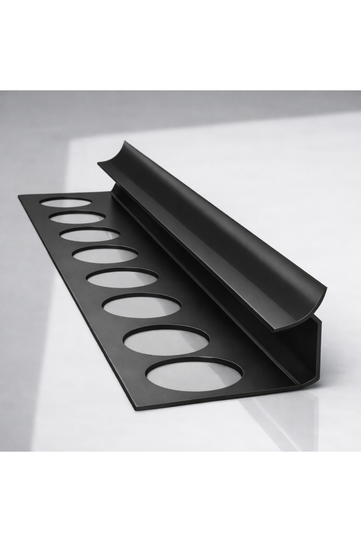 12 MM ALM.MAT SİYAH SERAMİK İÇ KÖŞE PROFİLİ