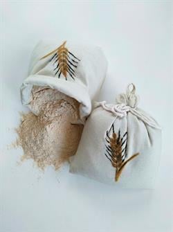 KEPEKLİ KARAKILÇIK TAM  BUĞDAY UNU (1000GR- KEPEKLİ ESMER UN