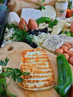 ŞENKÖYLÜLER KEÇİ PEYNİRİ 1000gr