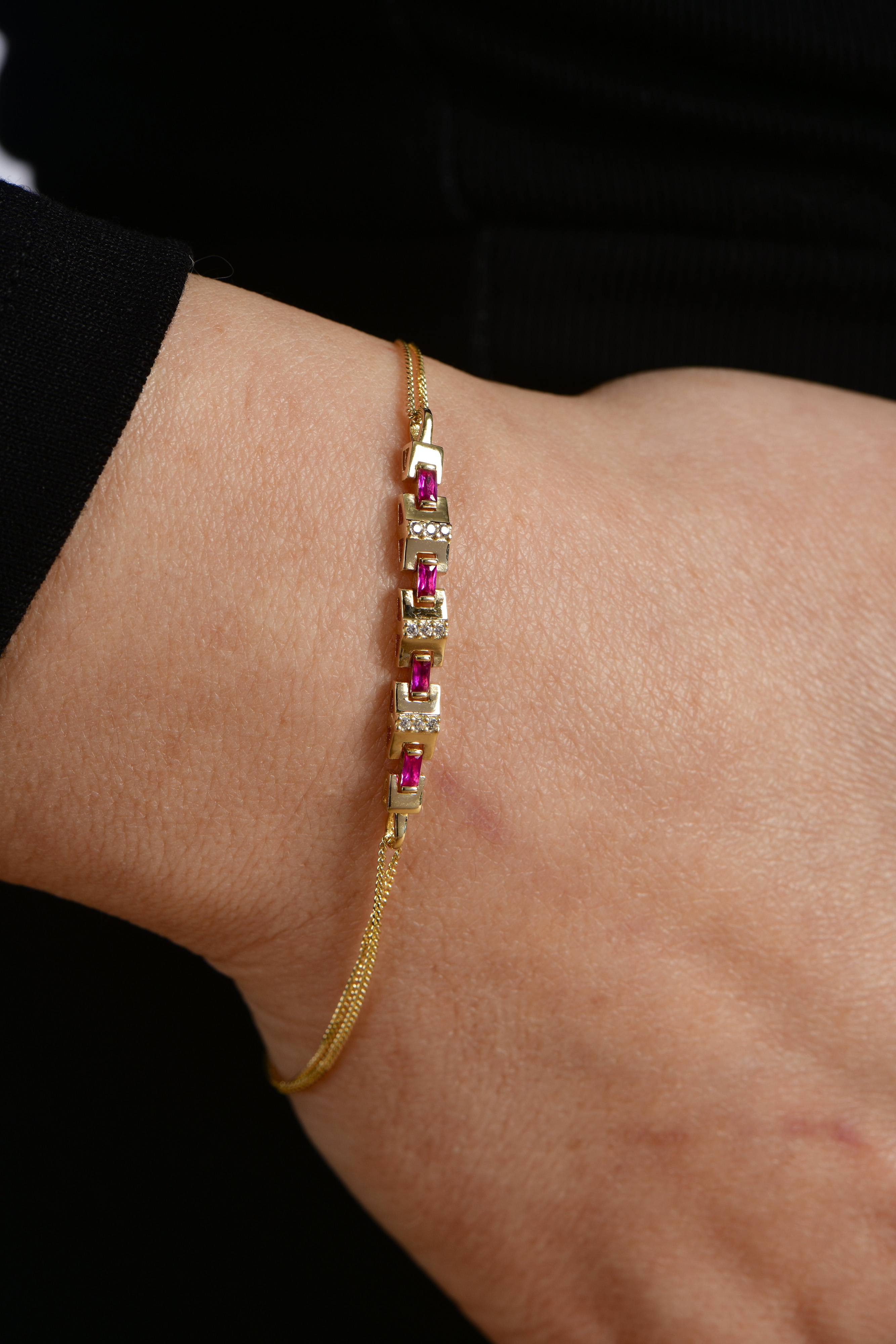 Fuchsia Grid Bileklik