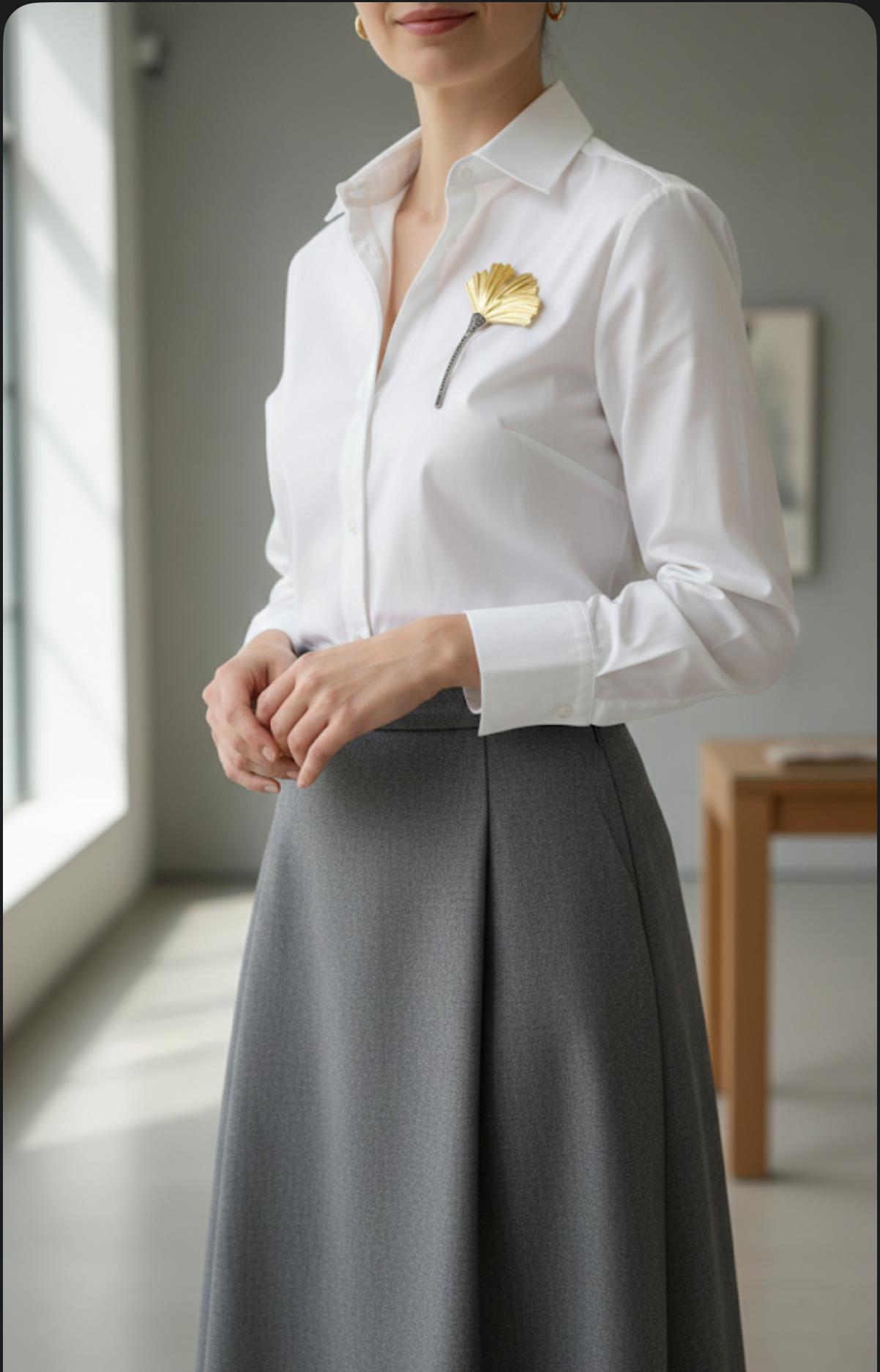 Altın Yelpaze Model Broş