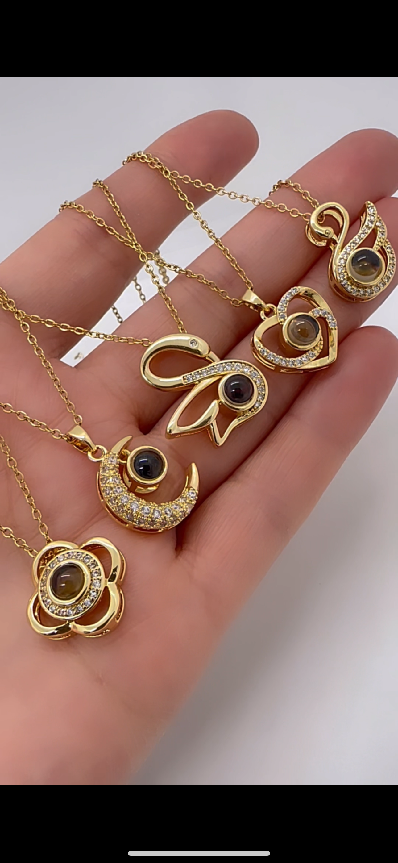 Hilal 100 Dilde Seni Seviyorum Kolyesi