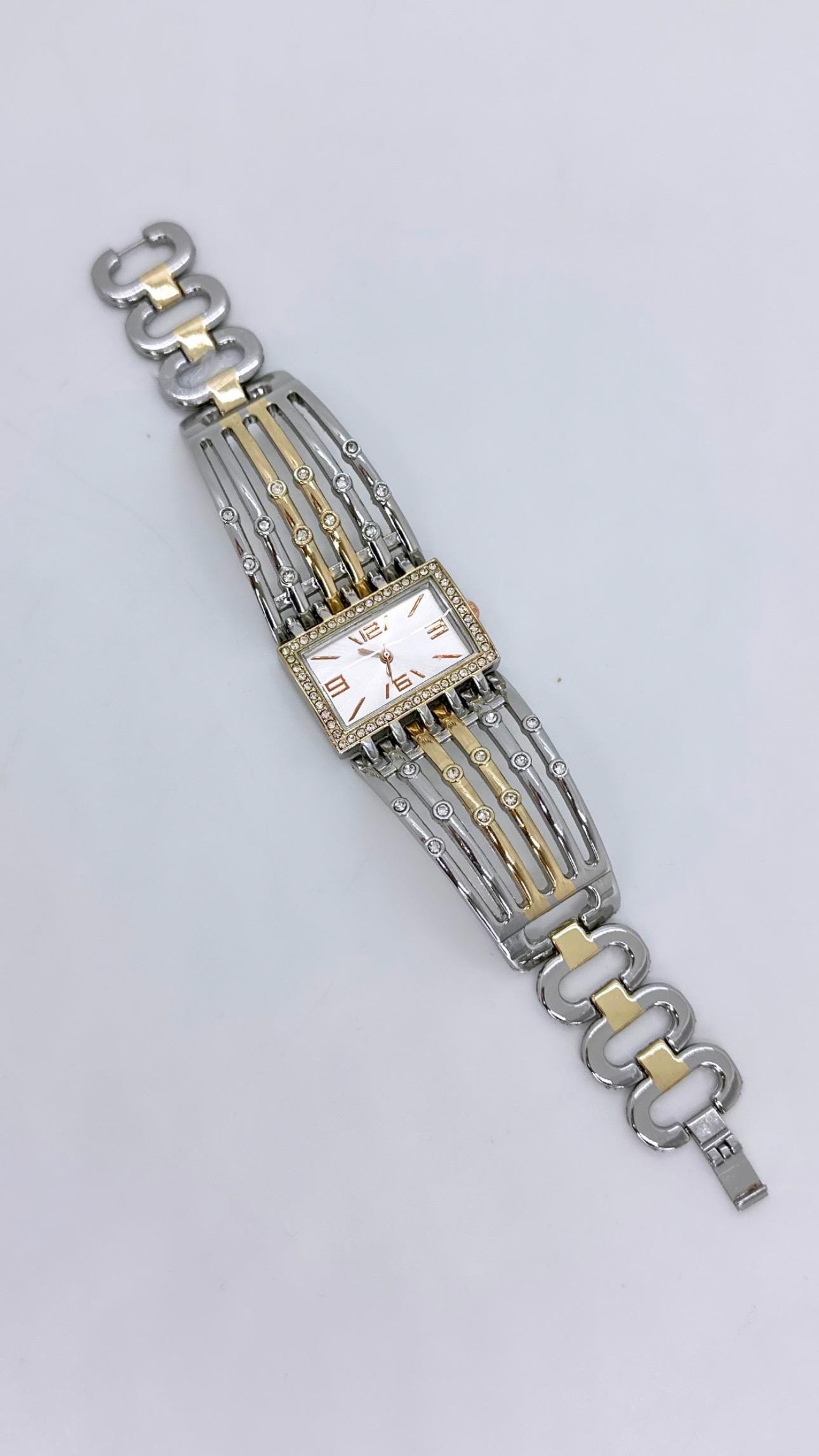 Kaburga Saat Sillver/ Gold