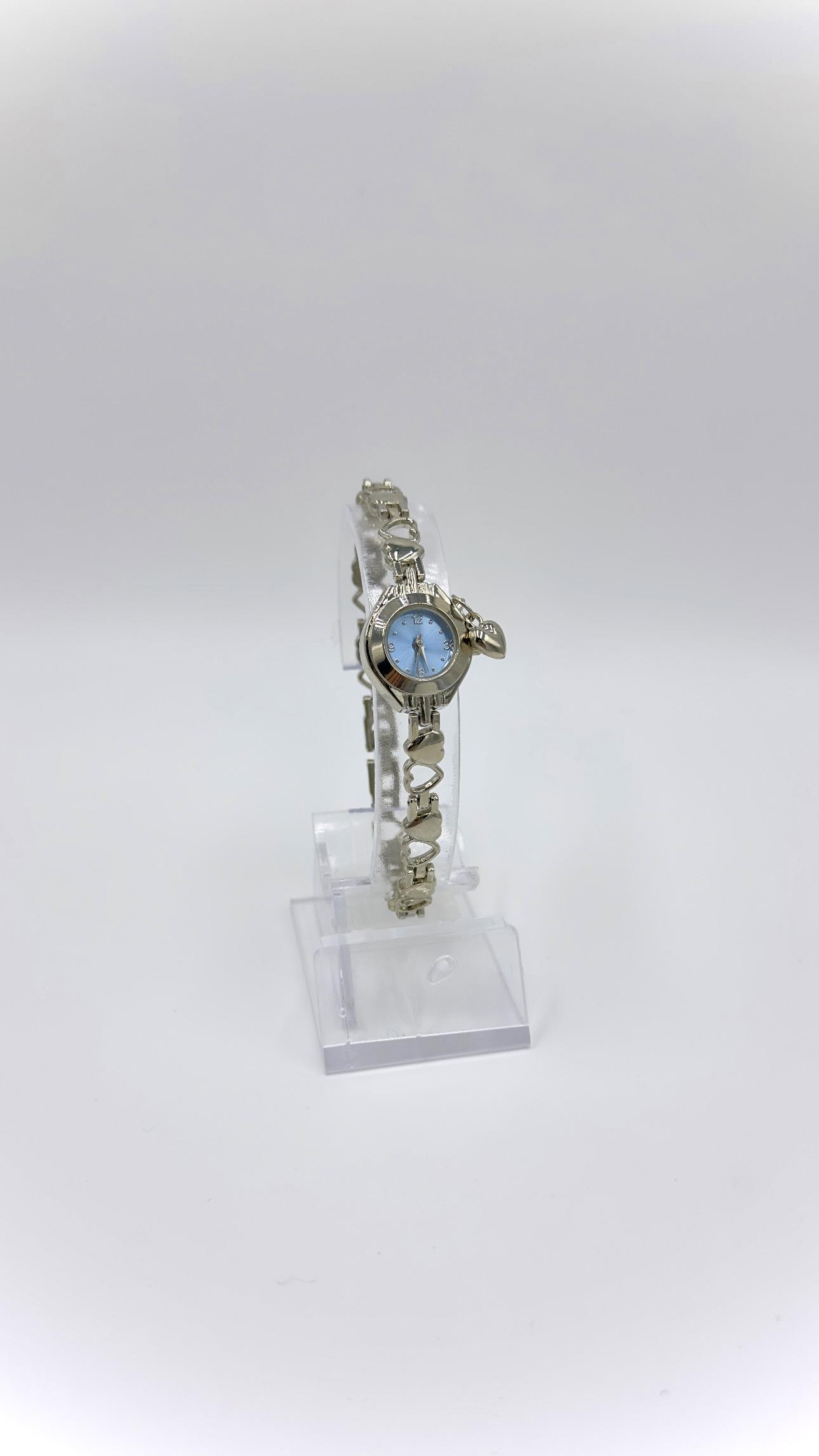 Kalpli Sılver Kordonlu Yuvarlak Mavi Kadranl Charmlıı Saat