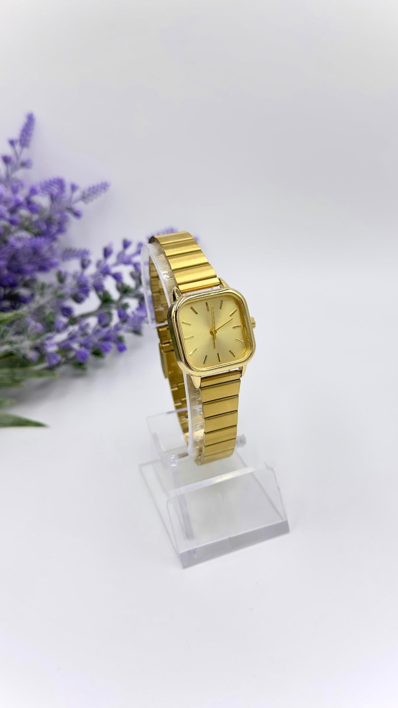 Kare Gold Kadranlı Saat