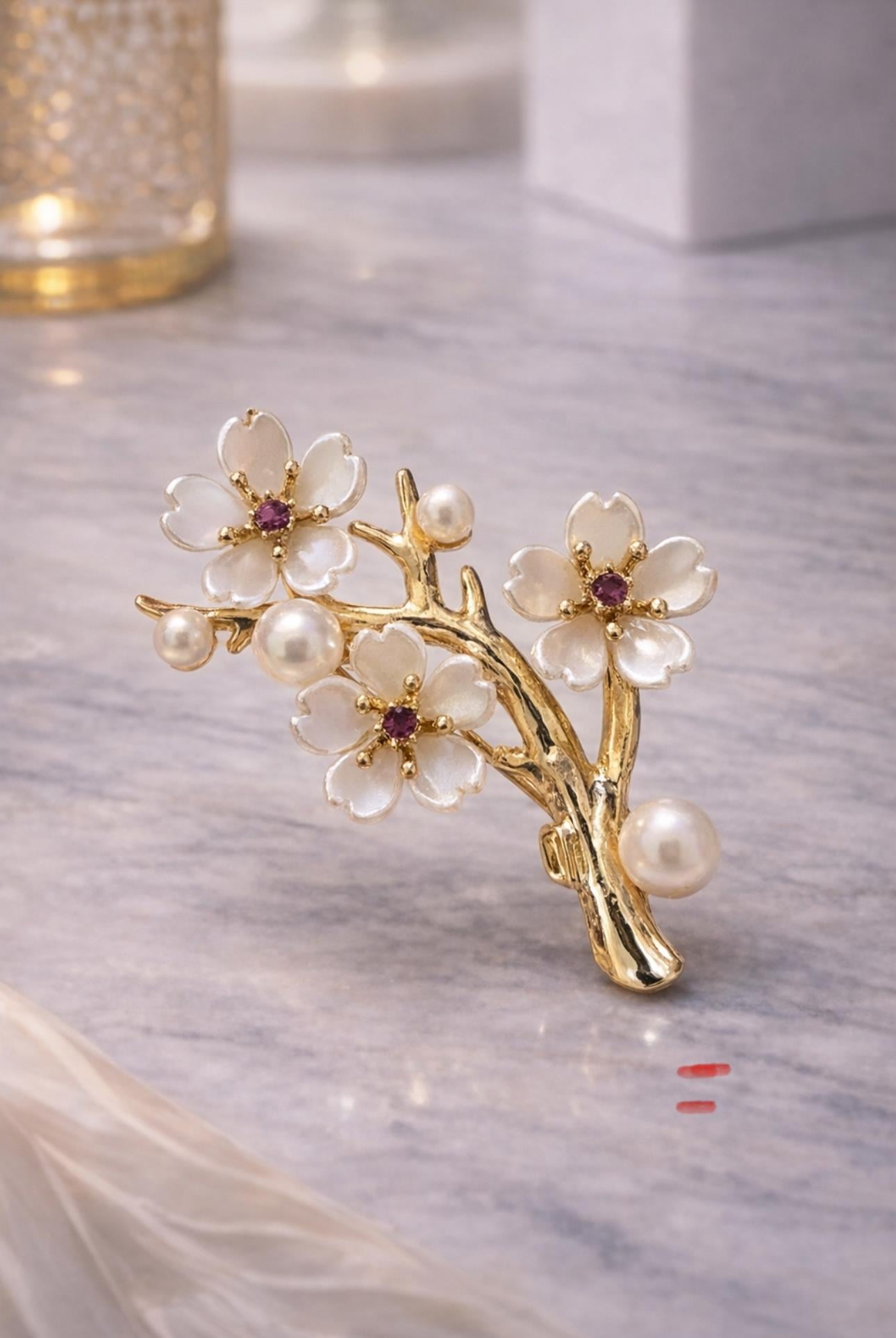 Kiraz Çiçeği Model Broş