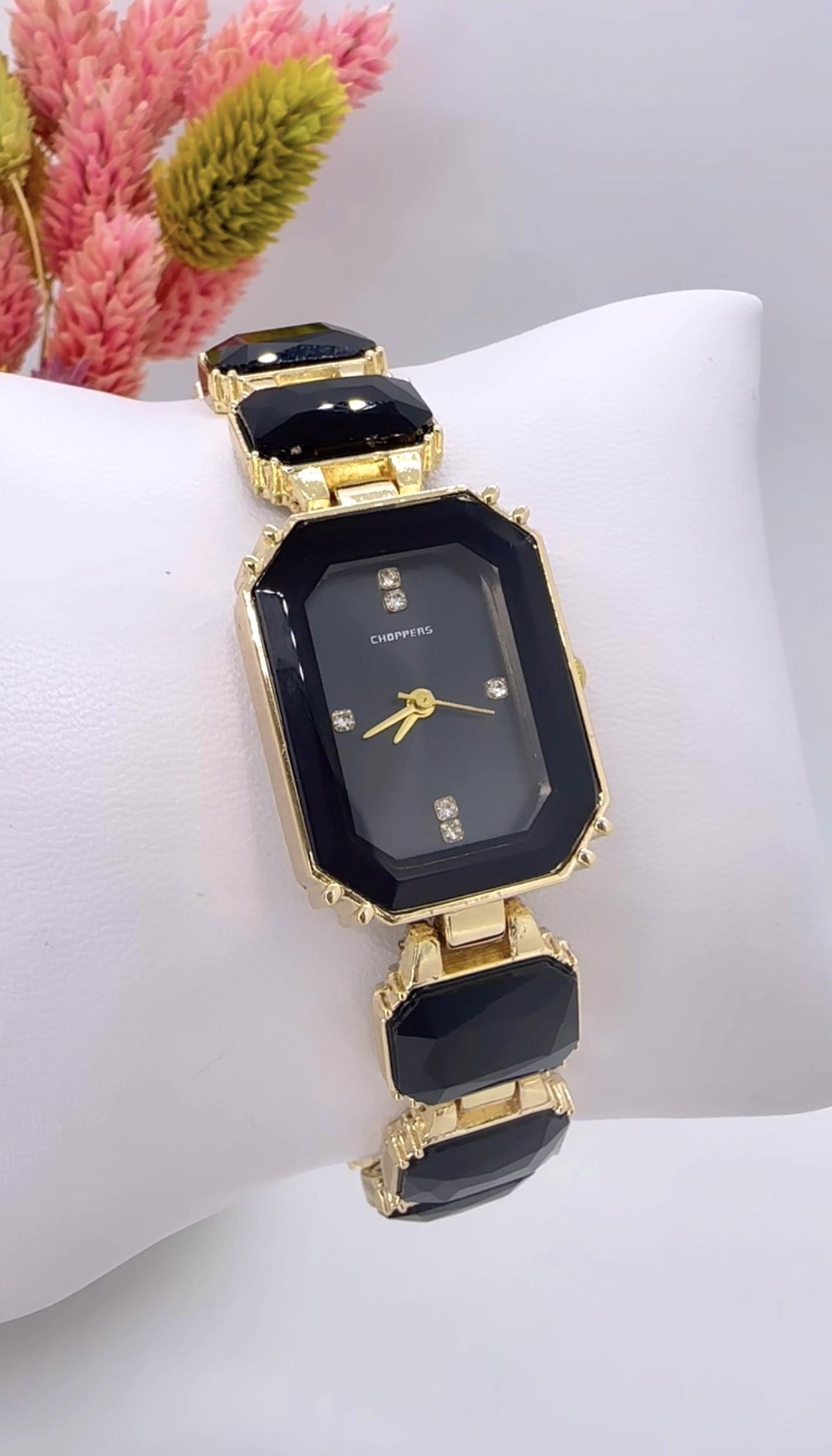 Marka Model Siyah Gold Saat