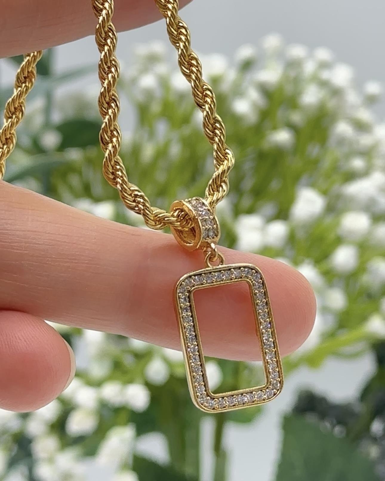Piriç Üstü Altın Kaplama Taşlı Gram Takmalık Çerçeveli Kolye 60cm