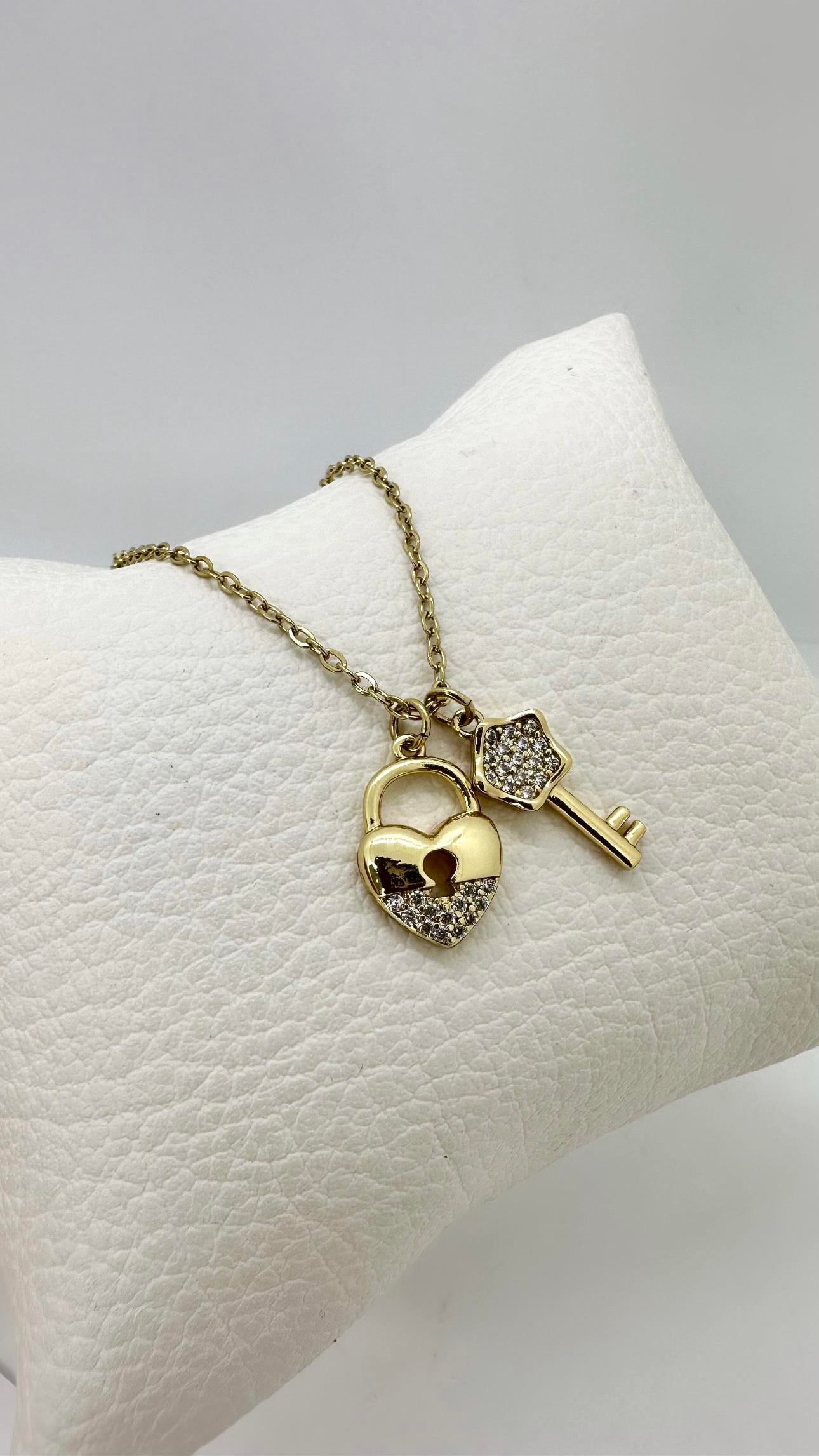Vip 14 K Anahtar Kolye