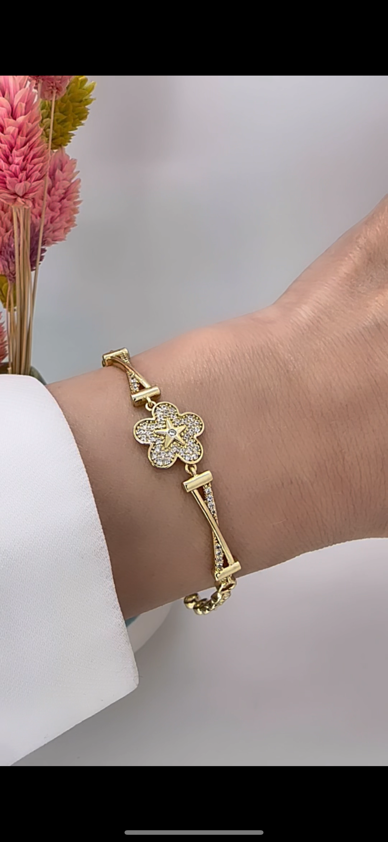 Vip 14 K Çiçekli Bileklik