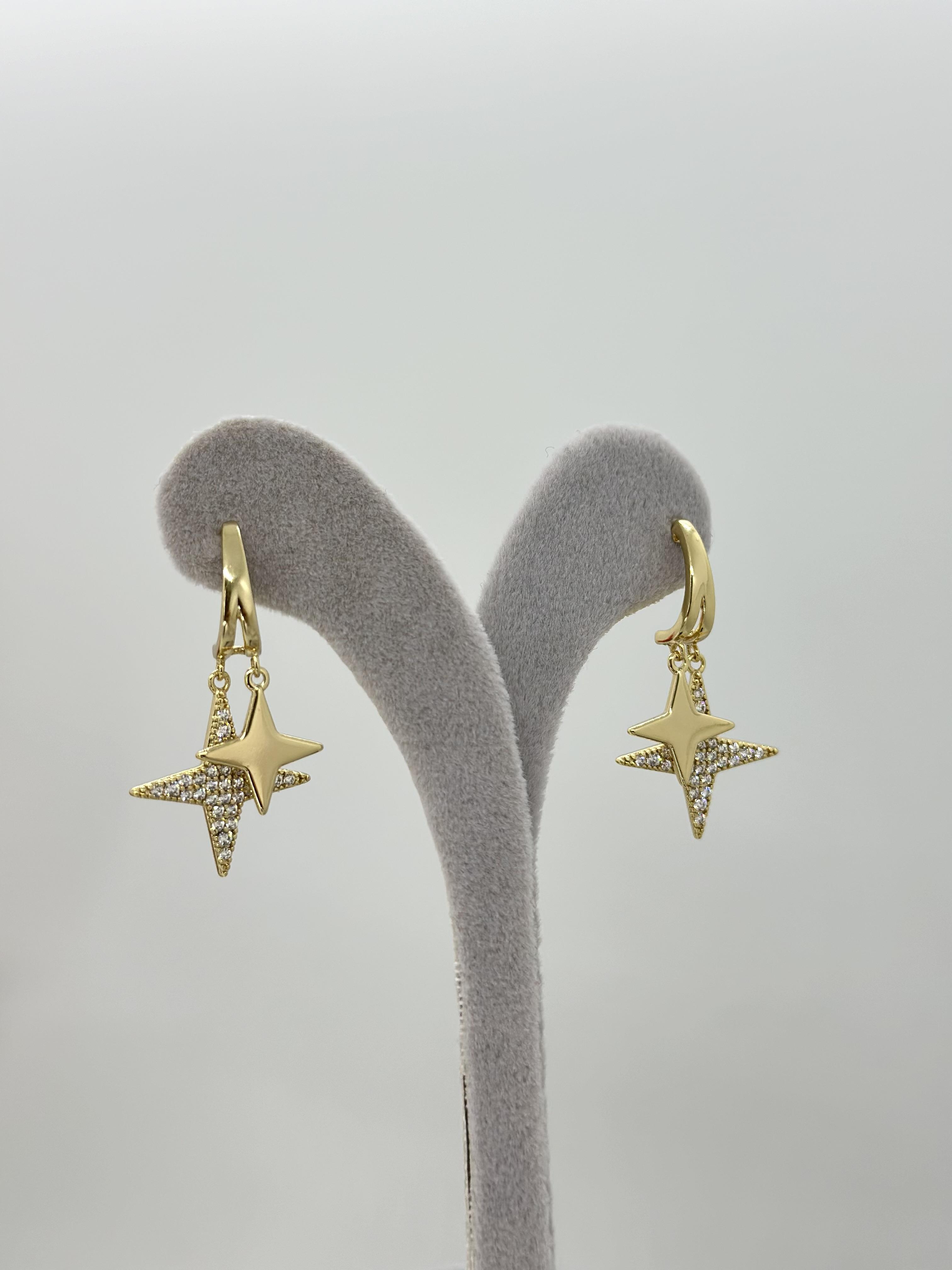 Vip 14 K Çift Yıldızlı Küpe