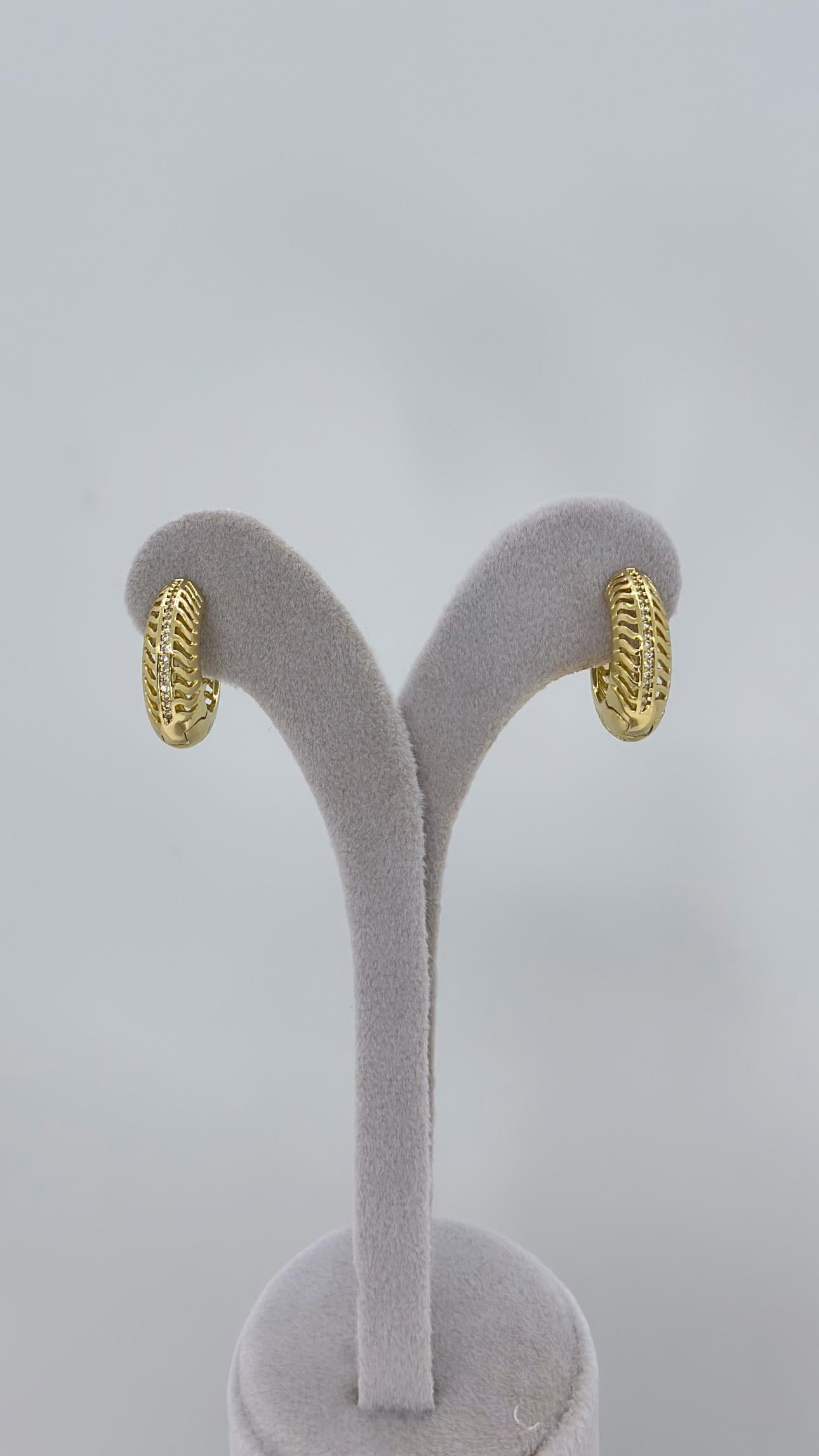 Vip 14 K Işılay Küpe