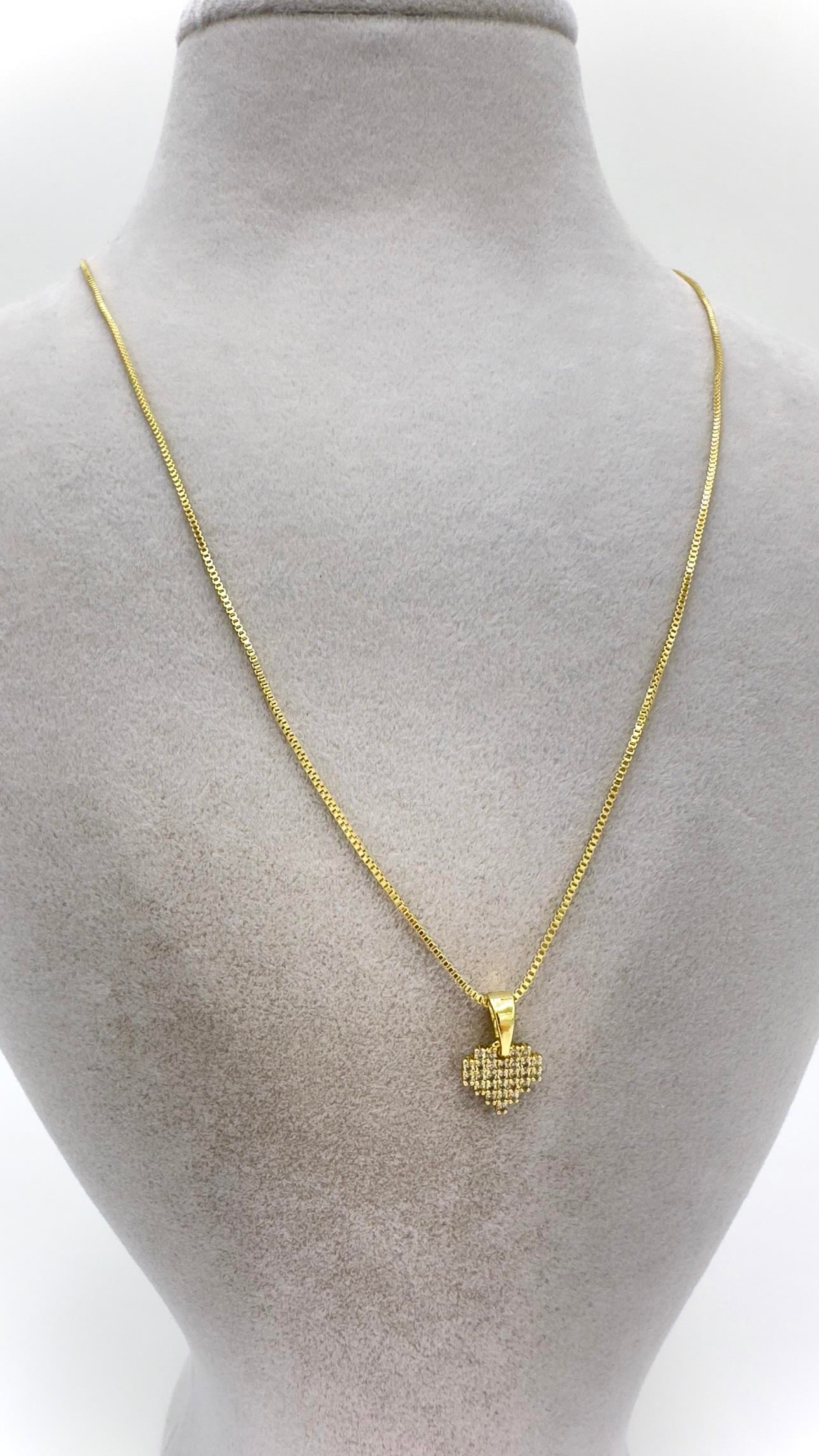 Vip 14 K Kalp Model Kolye
