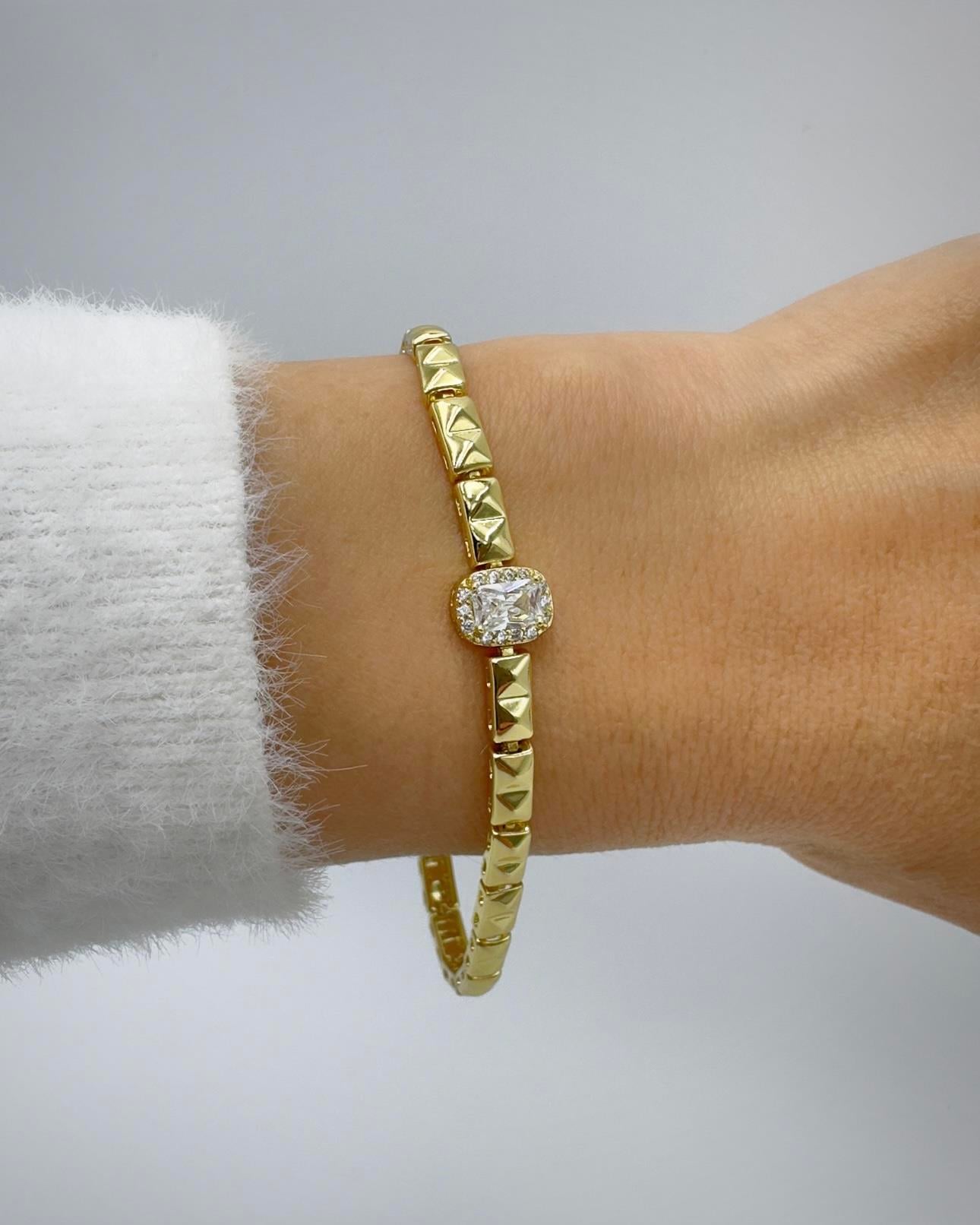 Vip 14 K Kare Taş Detay Model Bileklik