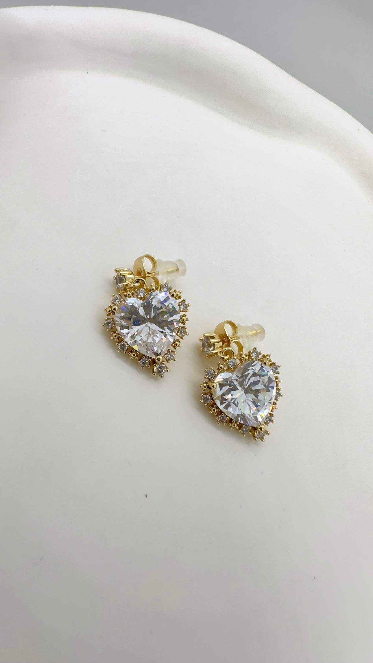 Vip 14 K Love Story Küpe