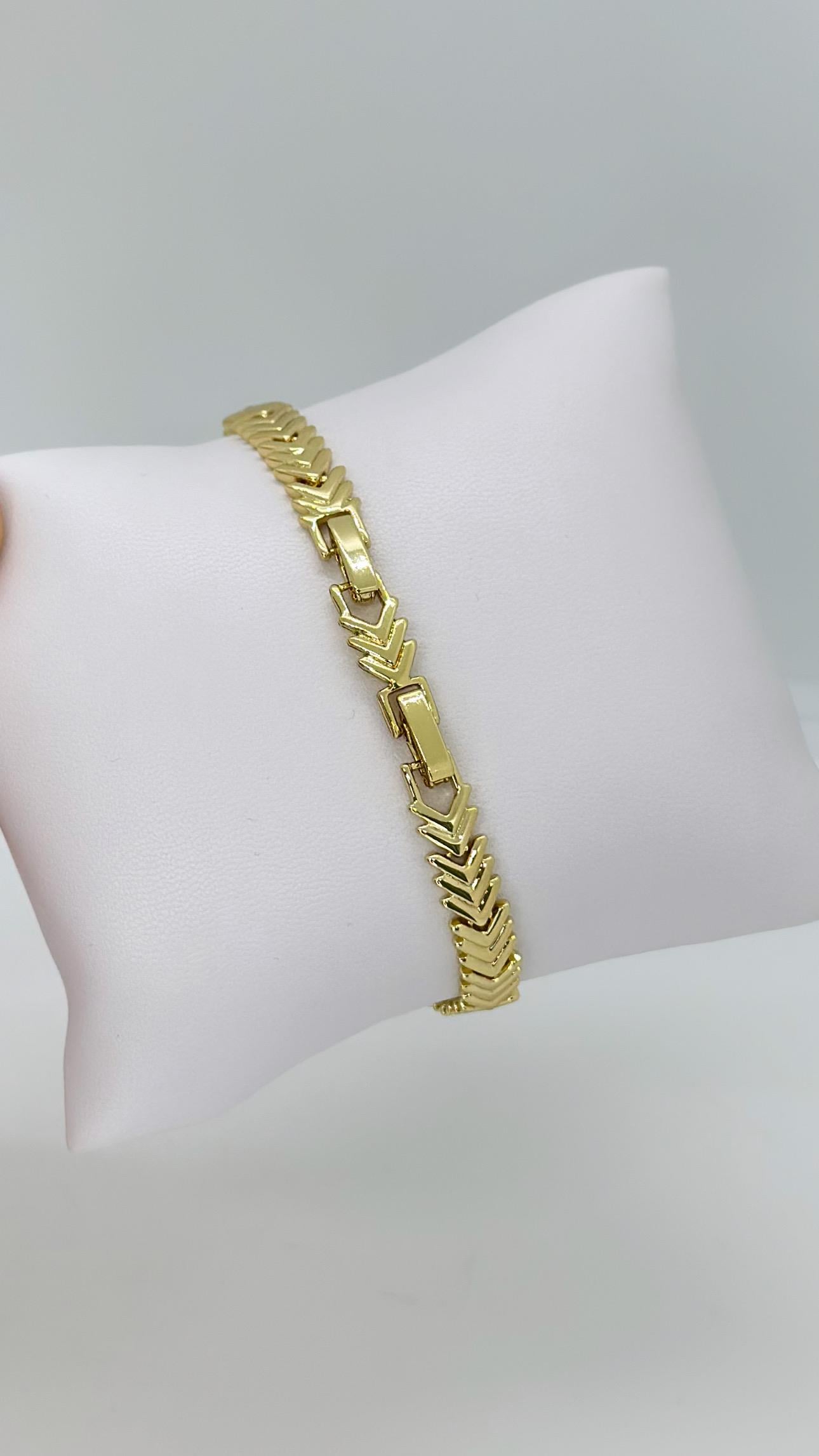 Vip 14 K Taşlı Balık Sırtı Bileklik