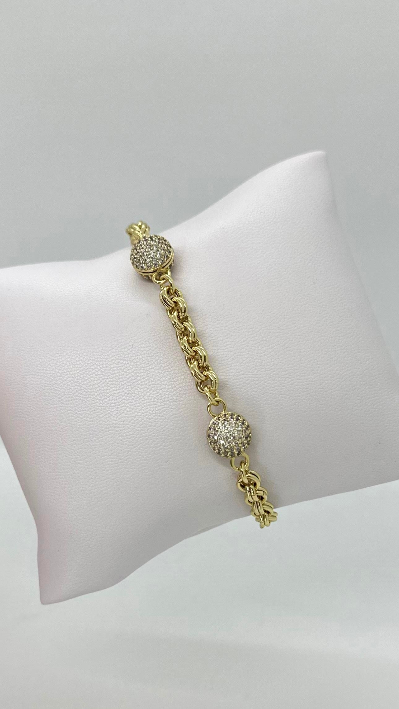 Vip 14 K Top Taşlı Beyaz Bileklik