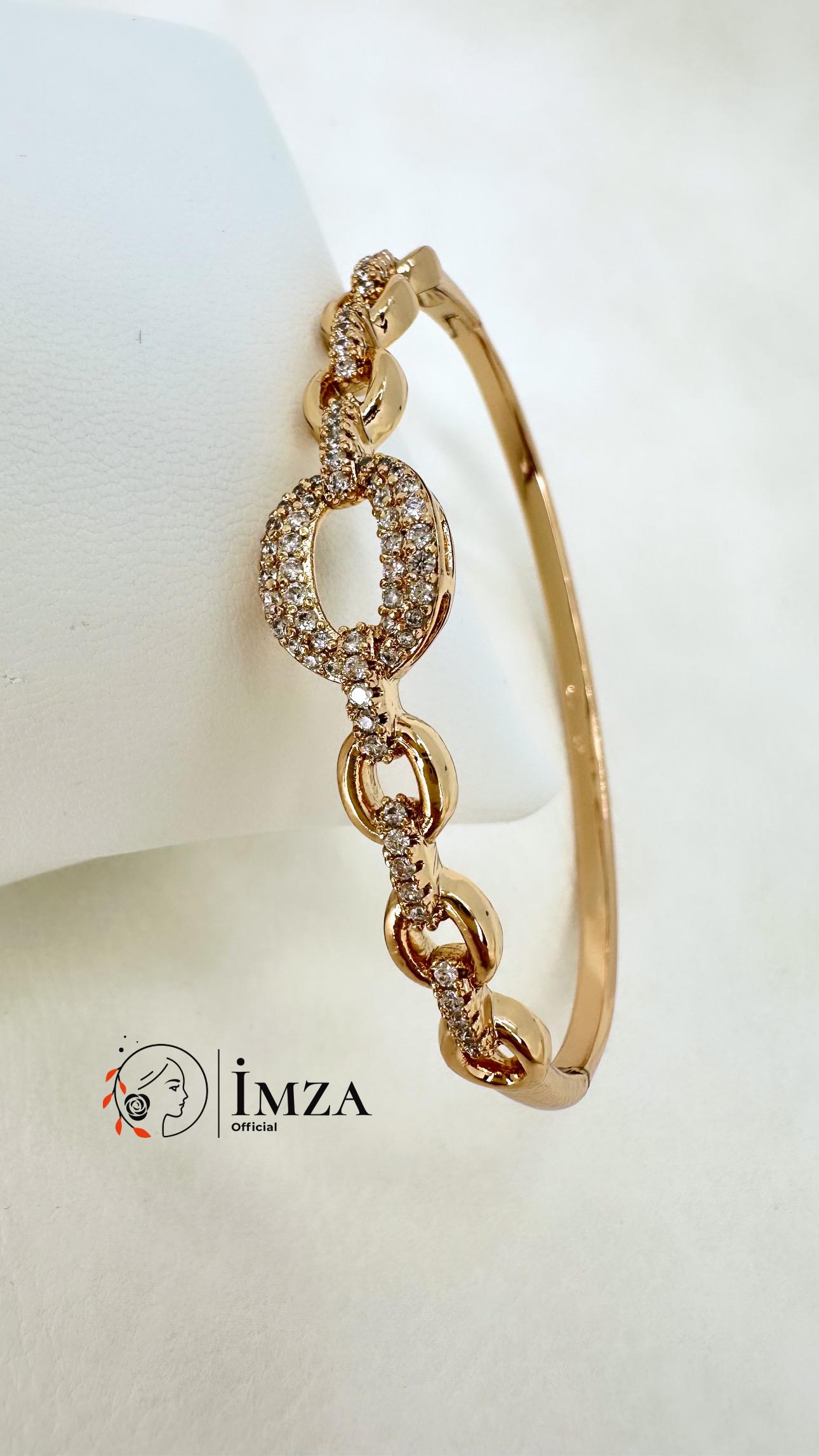 Vip Oval Taş Detaylı Kelepçe Bileklik Küçük Ölçü Çap 5.7 Cm