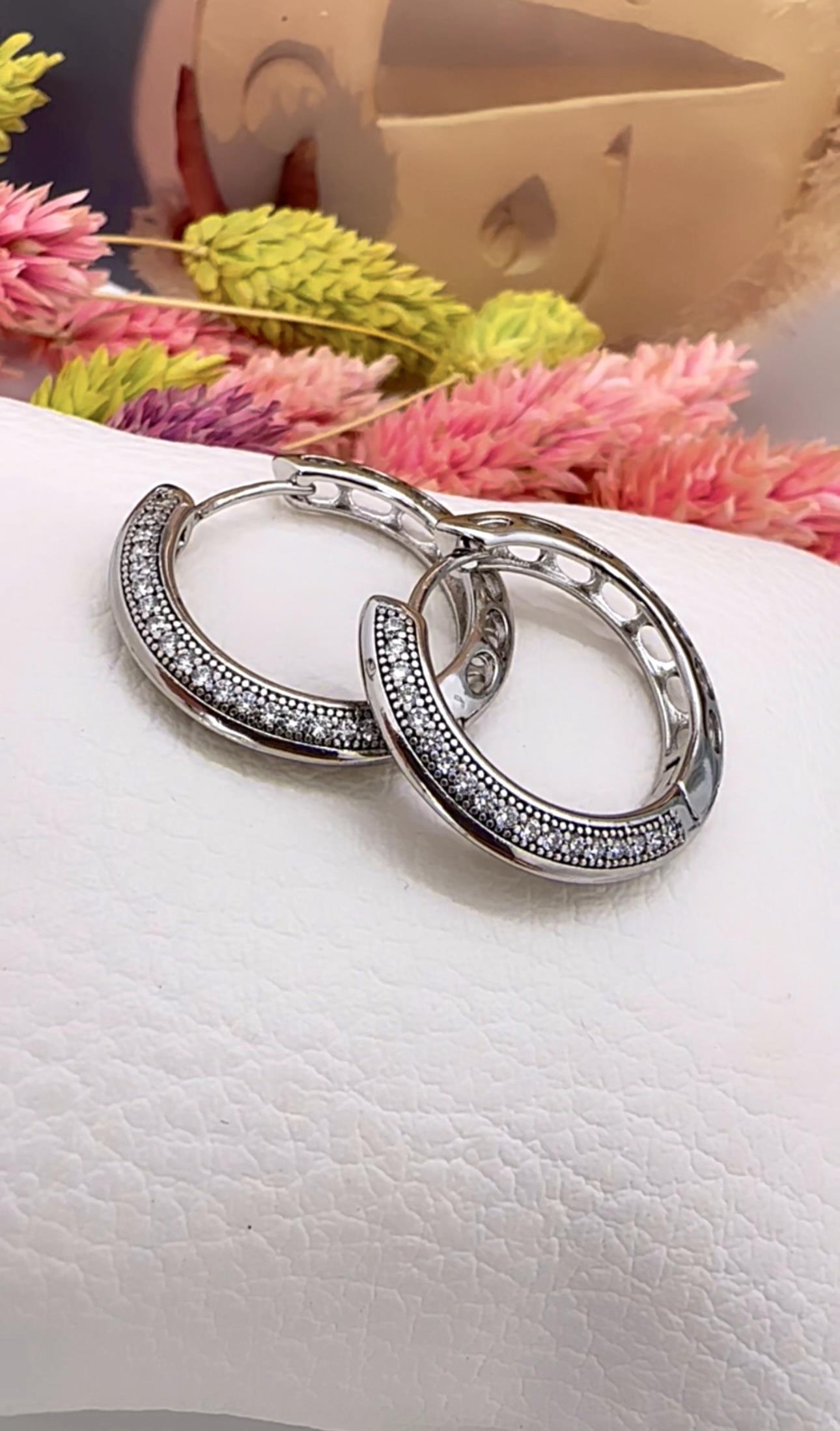 Vip Silver İçi Dışı Taşlı Halka Küpe