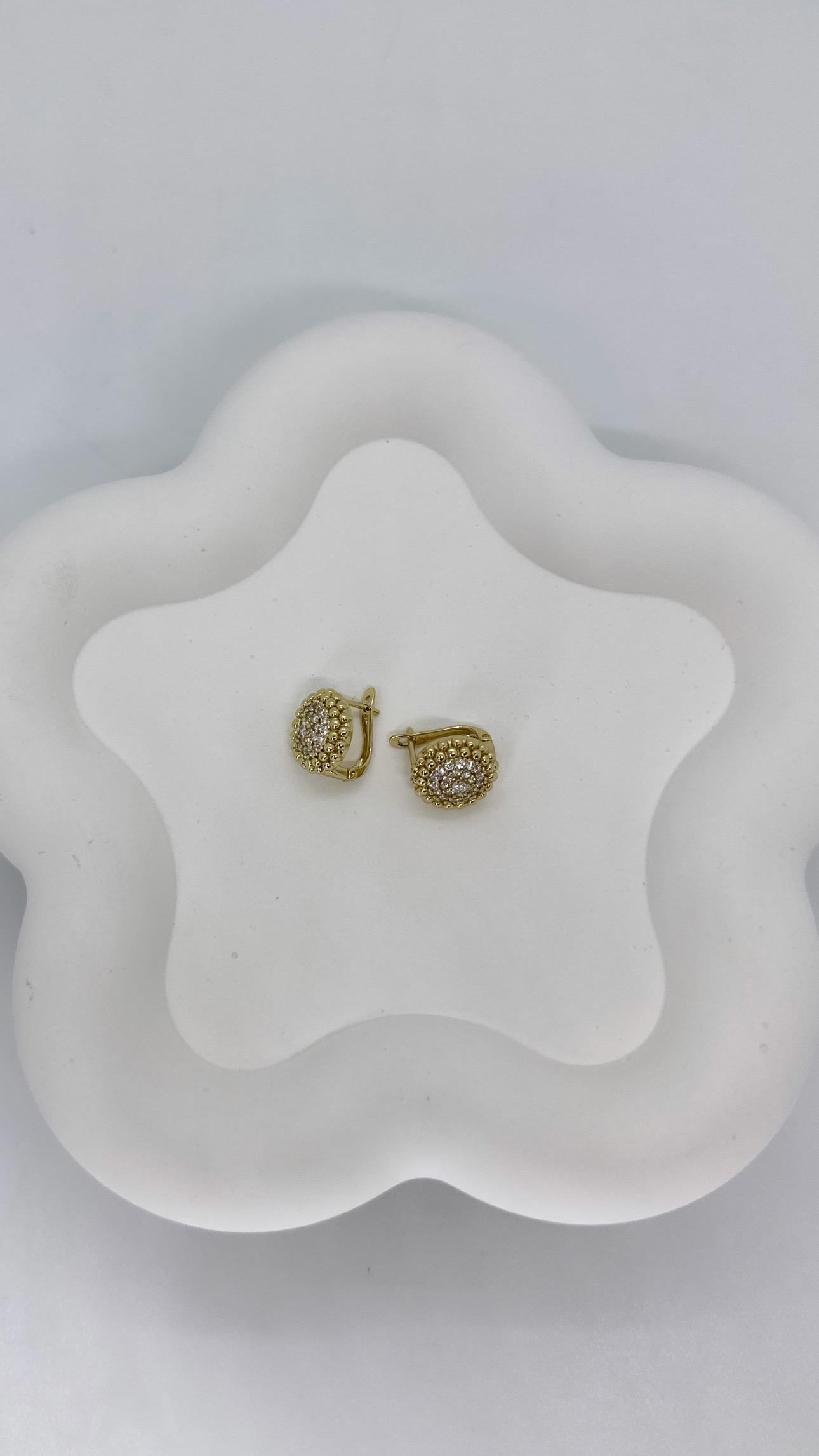 Vip14 K Zirkon Taşlı Papatya Küpe