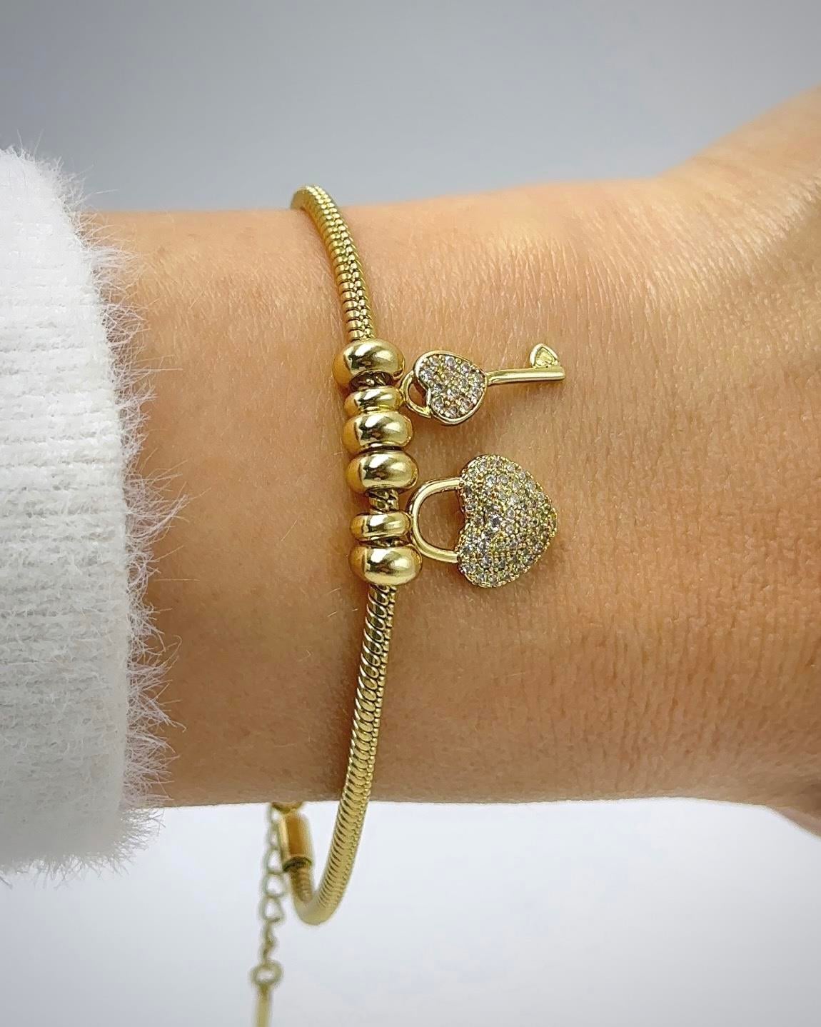 Vp 14 K Altın Kaplama Anahtar Charmlı Bileklik