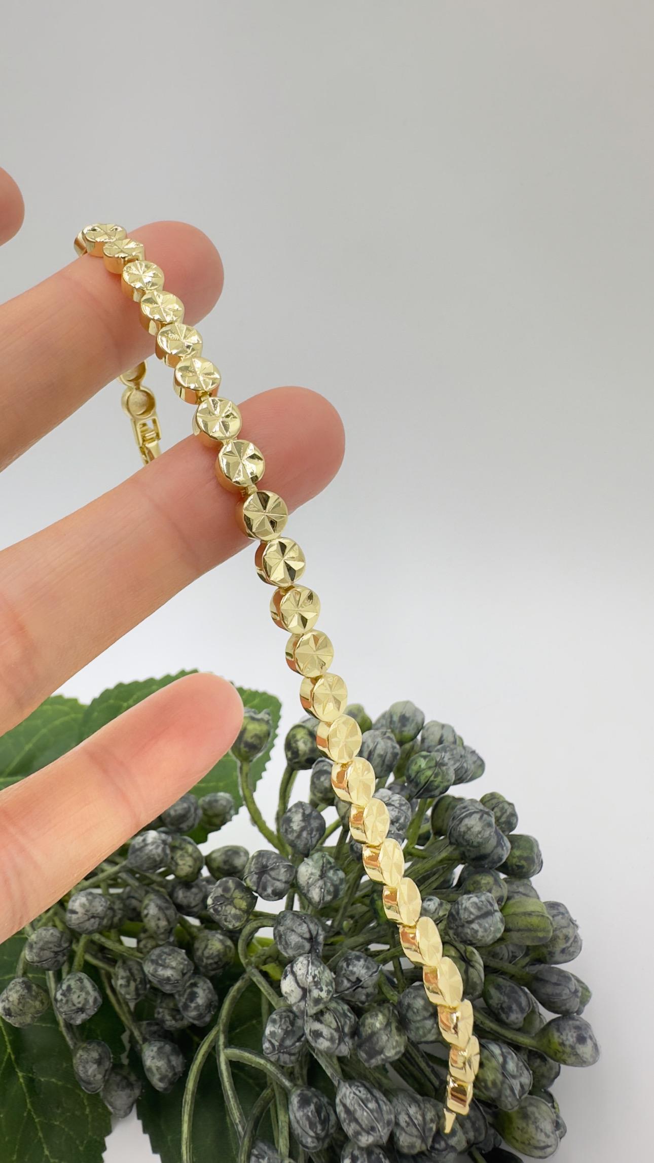 Vp 14 K Elmas Kesim Yonca Model Bileklik