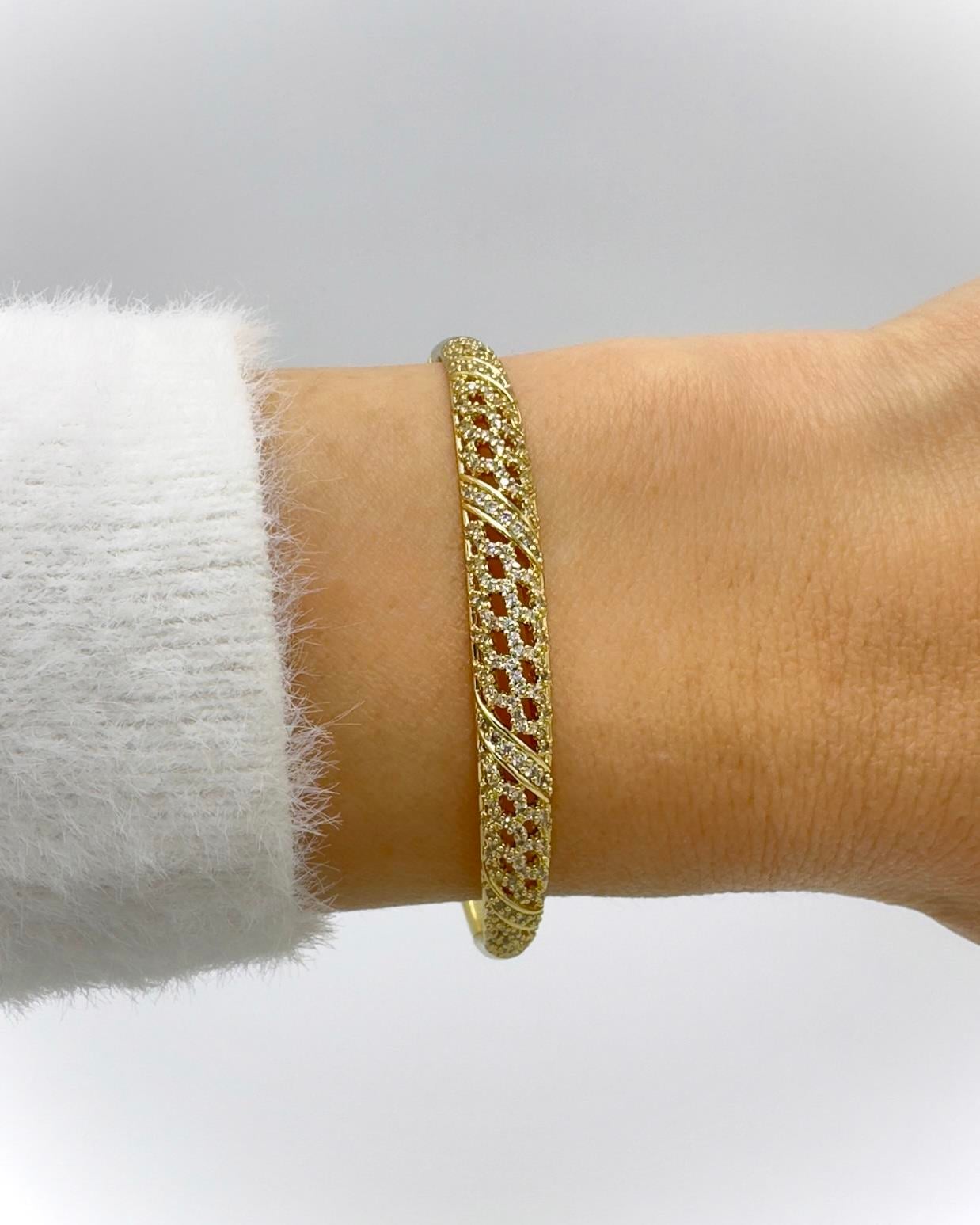 Vp 14 K Gold Telkari  Model Kelepçe