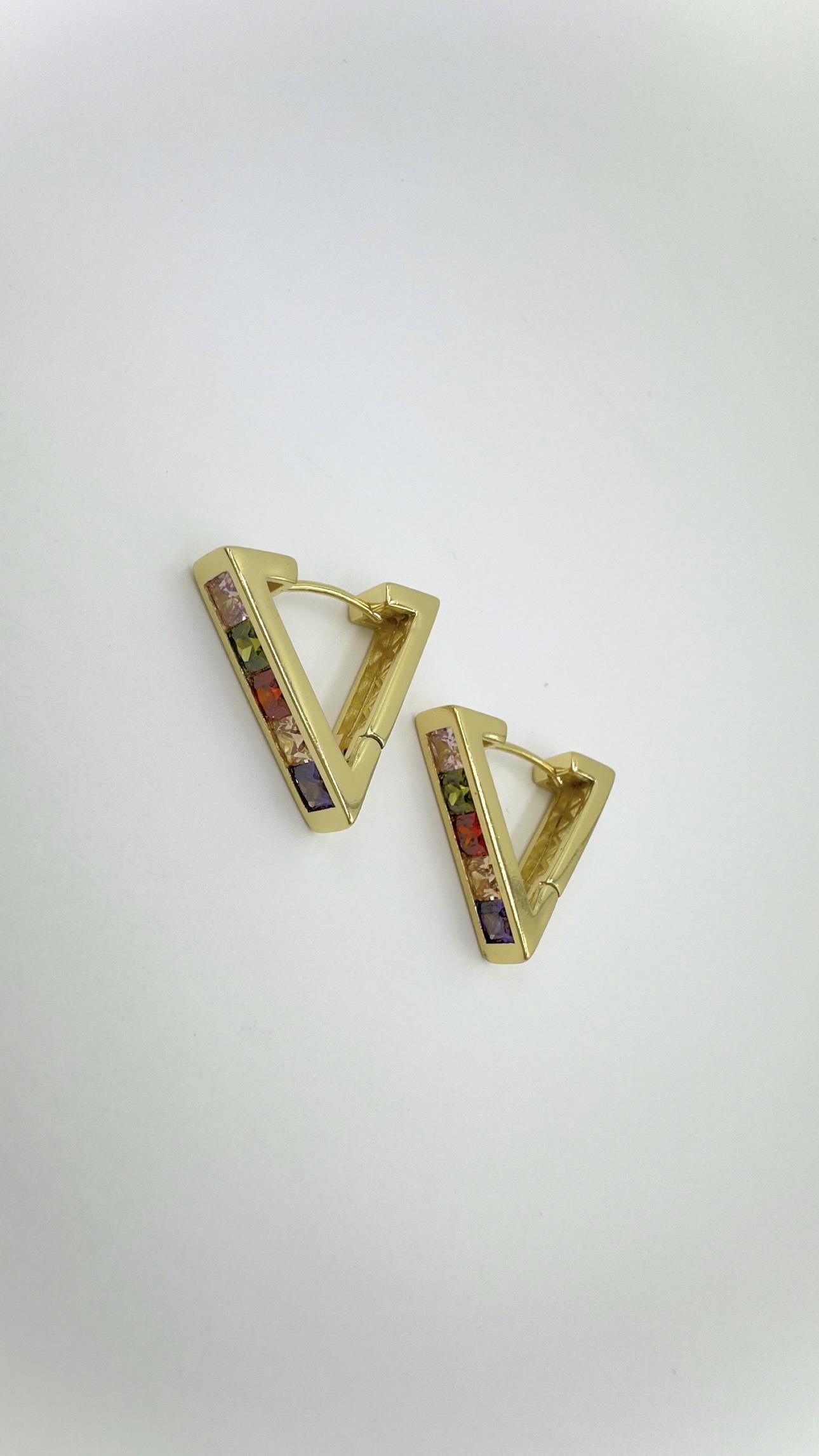 Vp 14 K Renkli Taşlı Üçgen Model Küpe