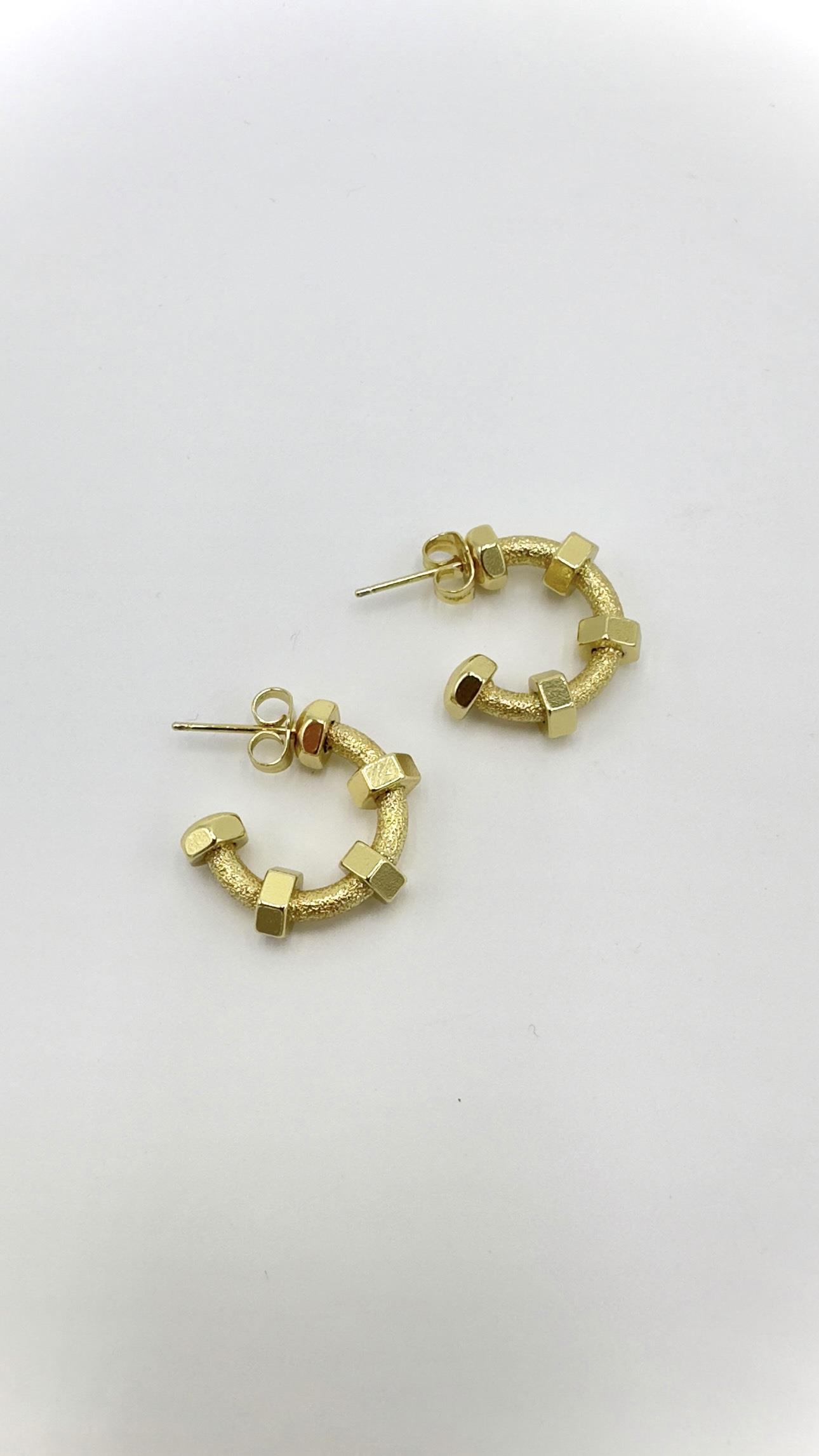 Vp 14 K Somun Model Küpe