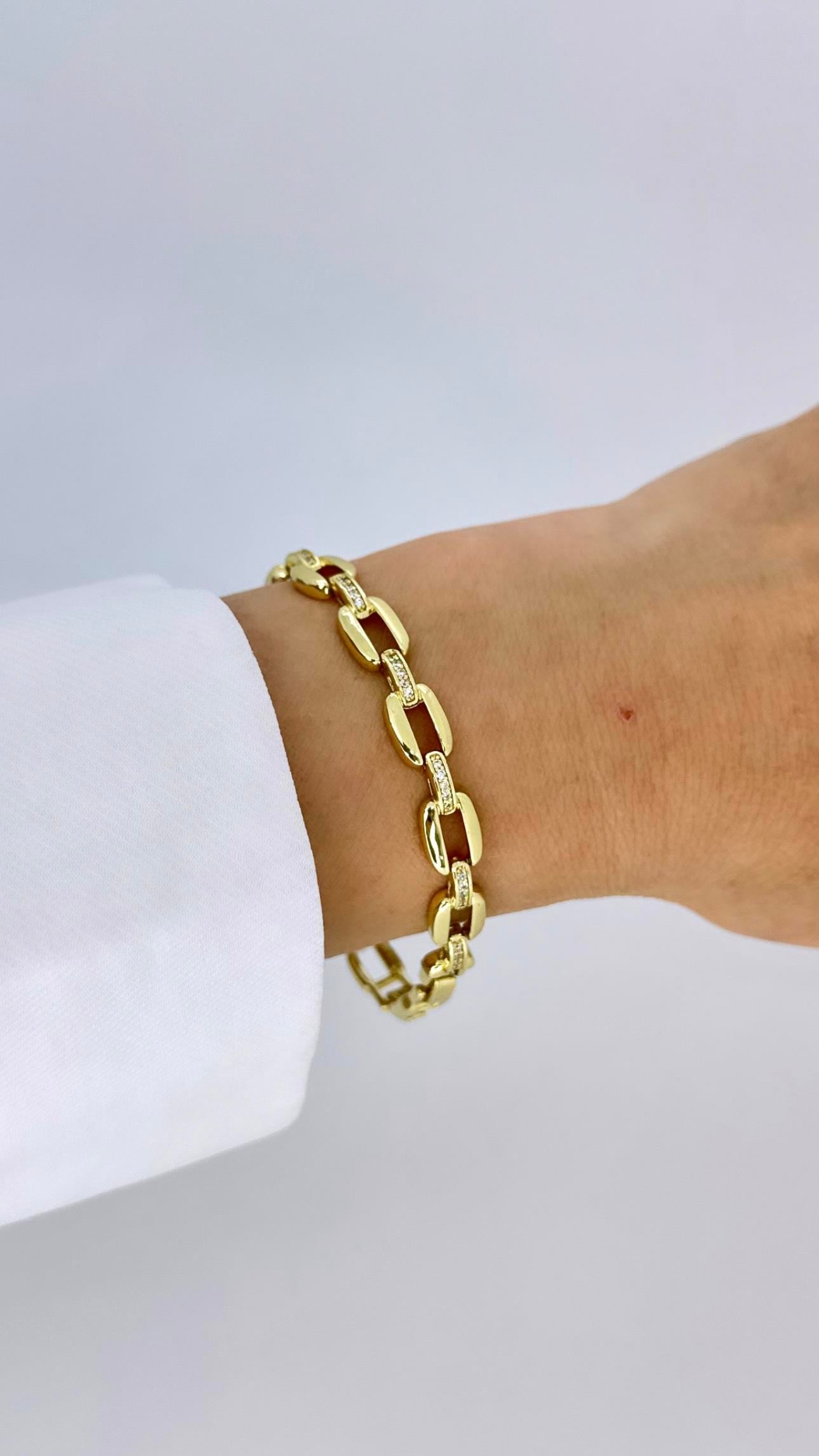 Vp 14 K Taş Bağlantılı Kare Bileklik