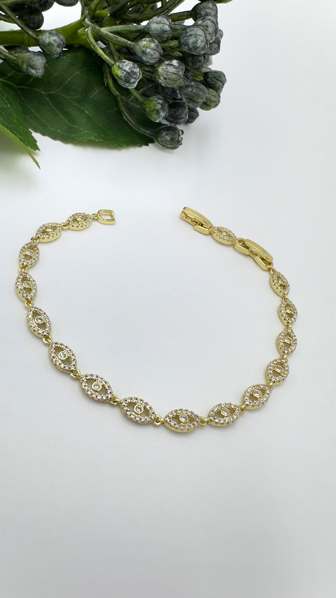 Vp 14 K Taşlı Altın Kaplama Göz Bileklik